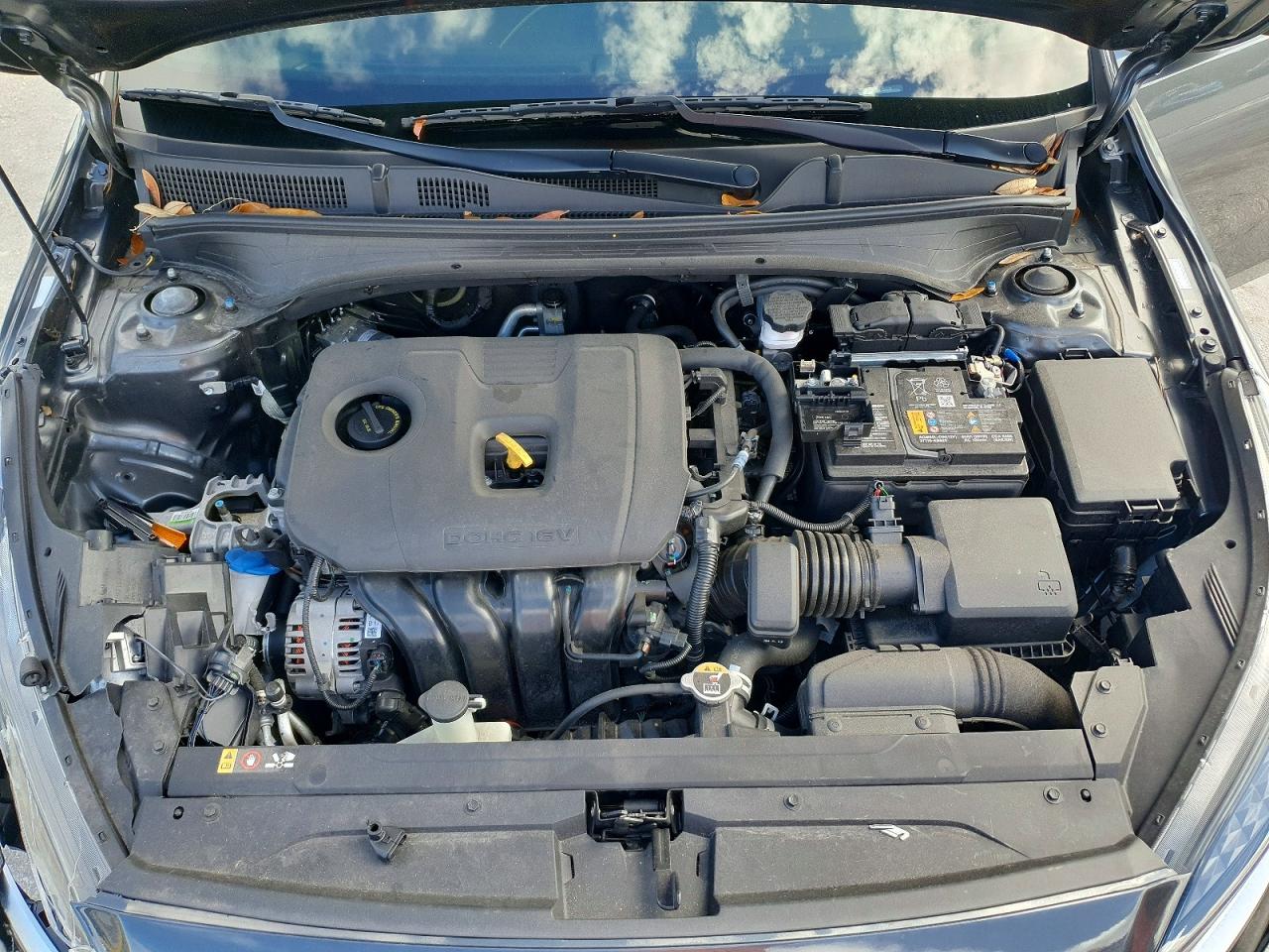 2024 Kia Forte Gt-line Gray vin: 3KPF54AD1RE784326