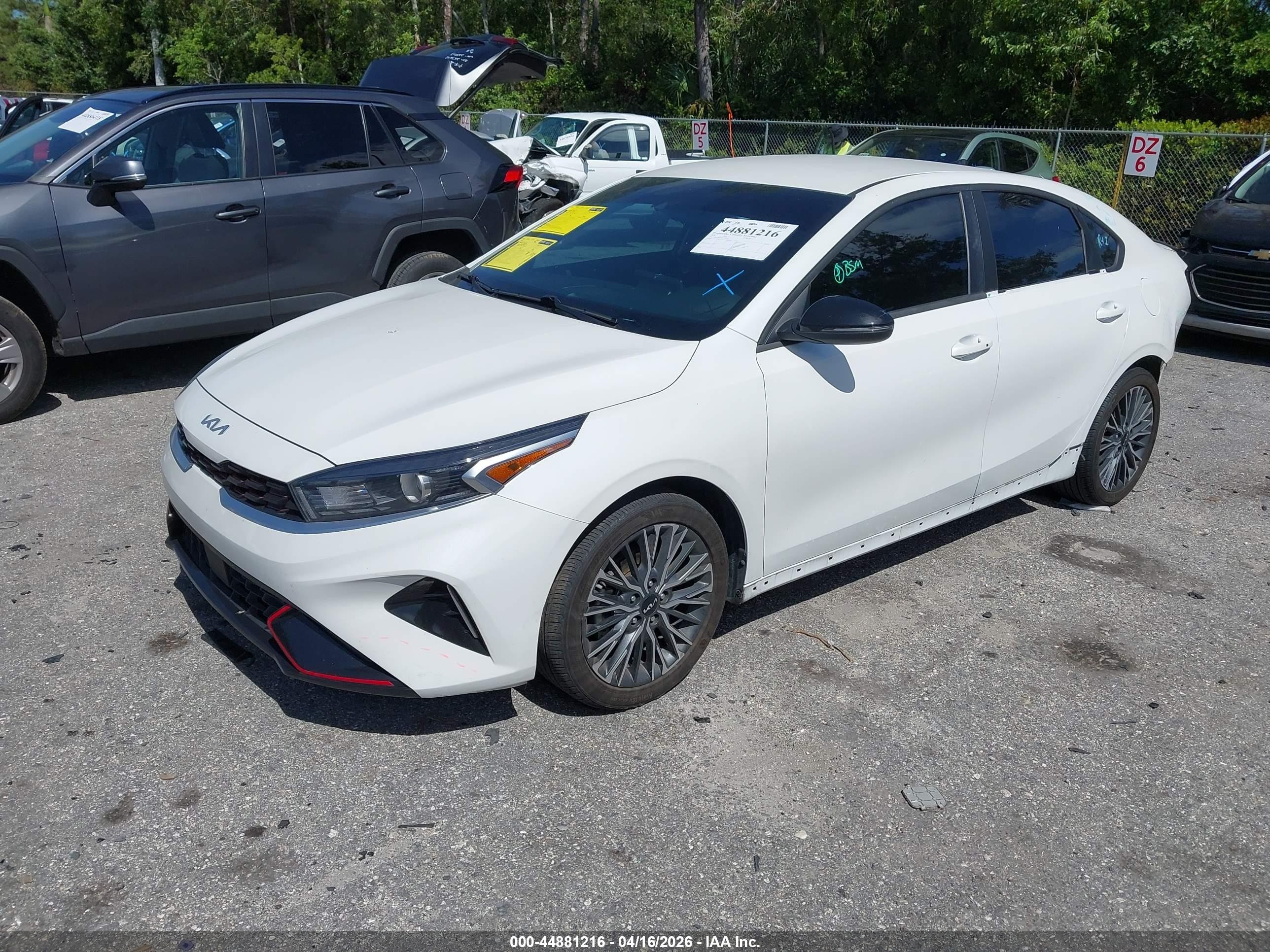 2024 Kia Forte Gt-line White vin: 3KPF54AD3RE799474
