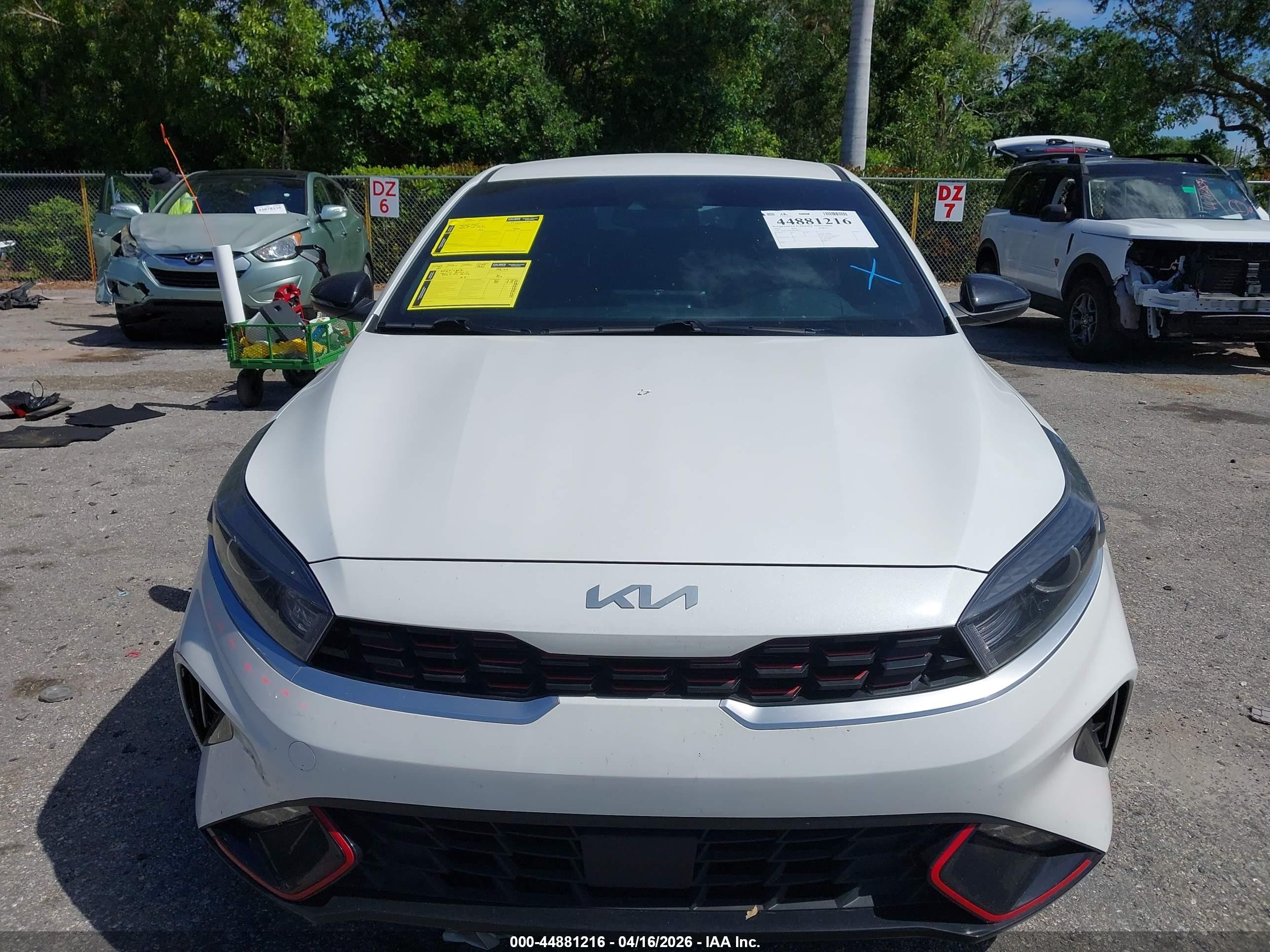 2024 Kia Forte Gt-line White vin: 3KPF54AD3RE799474