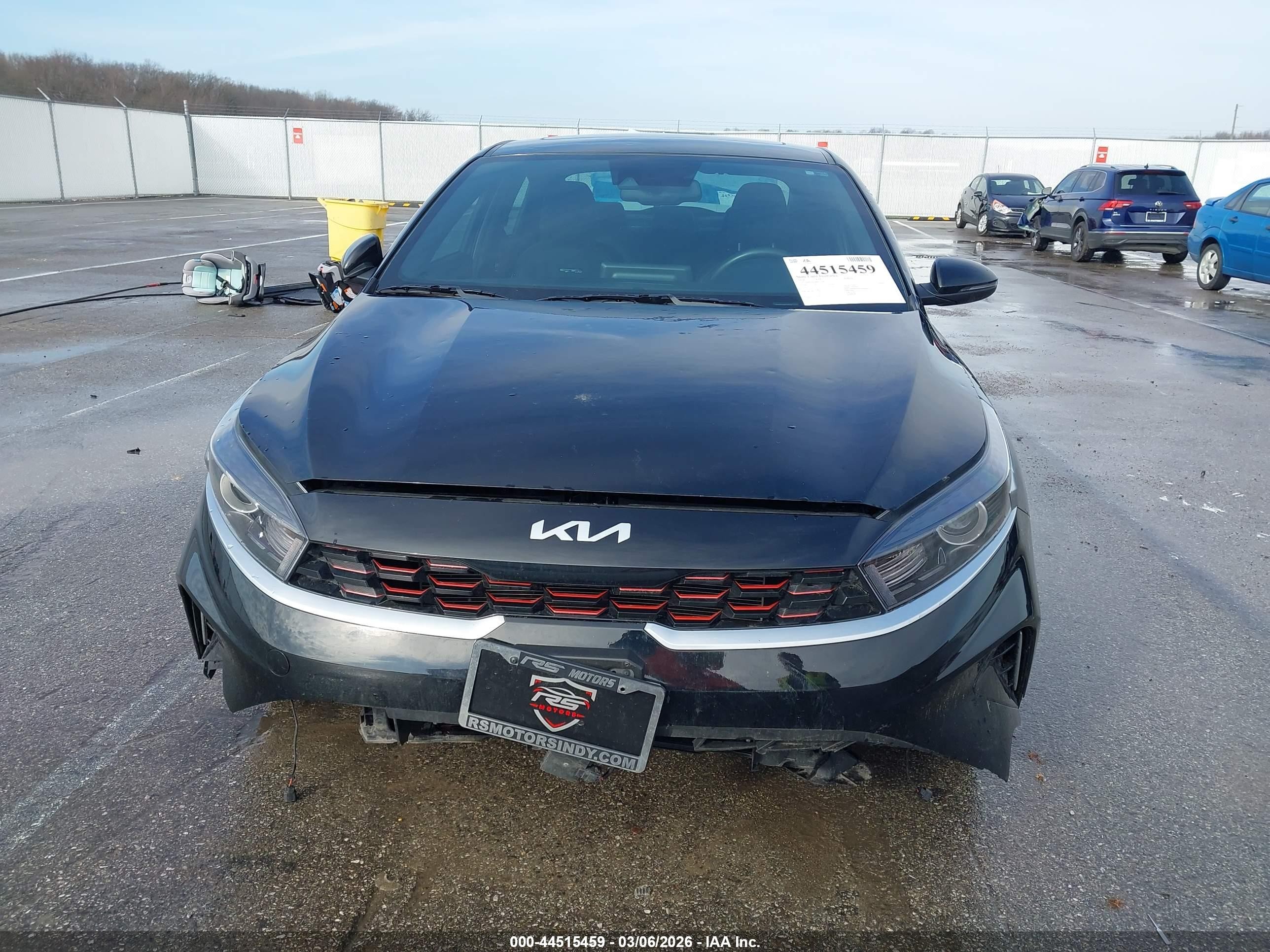 2024 Kia Forte Gt-line Черный vin: 3KPF54AD6RE763875