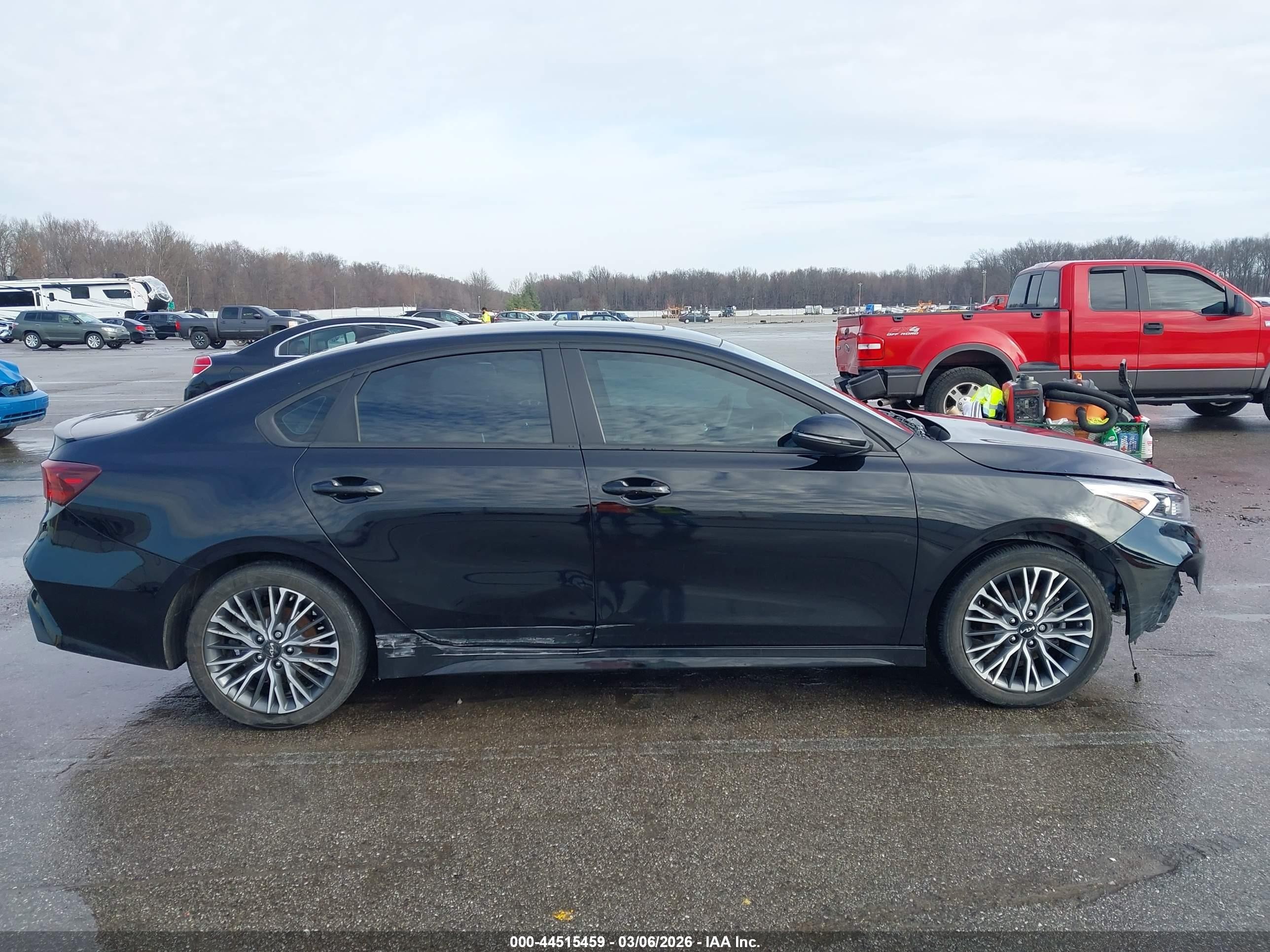 2024 Kia Forte Gt-line Черный vin: 3KPF54AD6RE763875