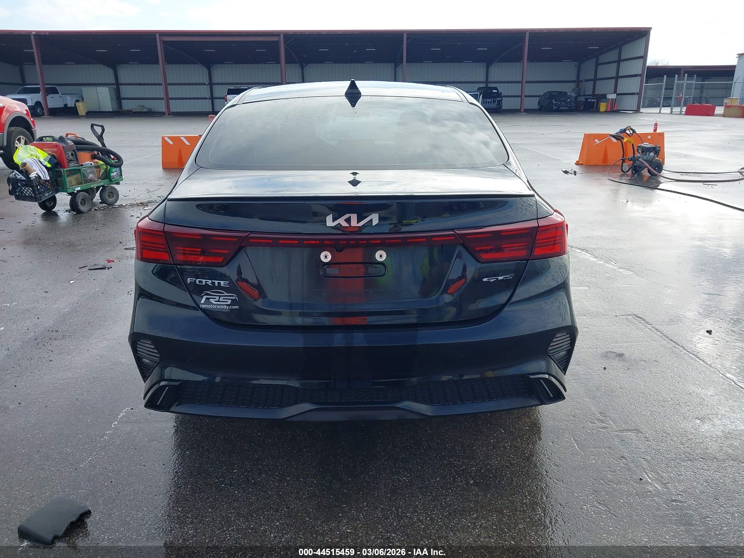 2024 Kia Forte Gt-line Черный vin: 3KPF54AD6RE763875