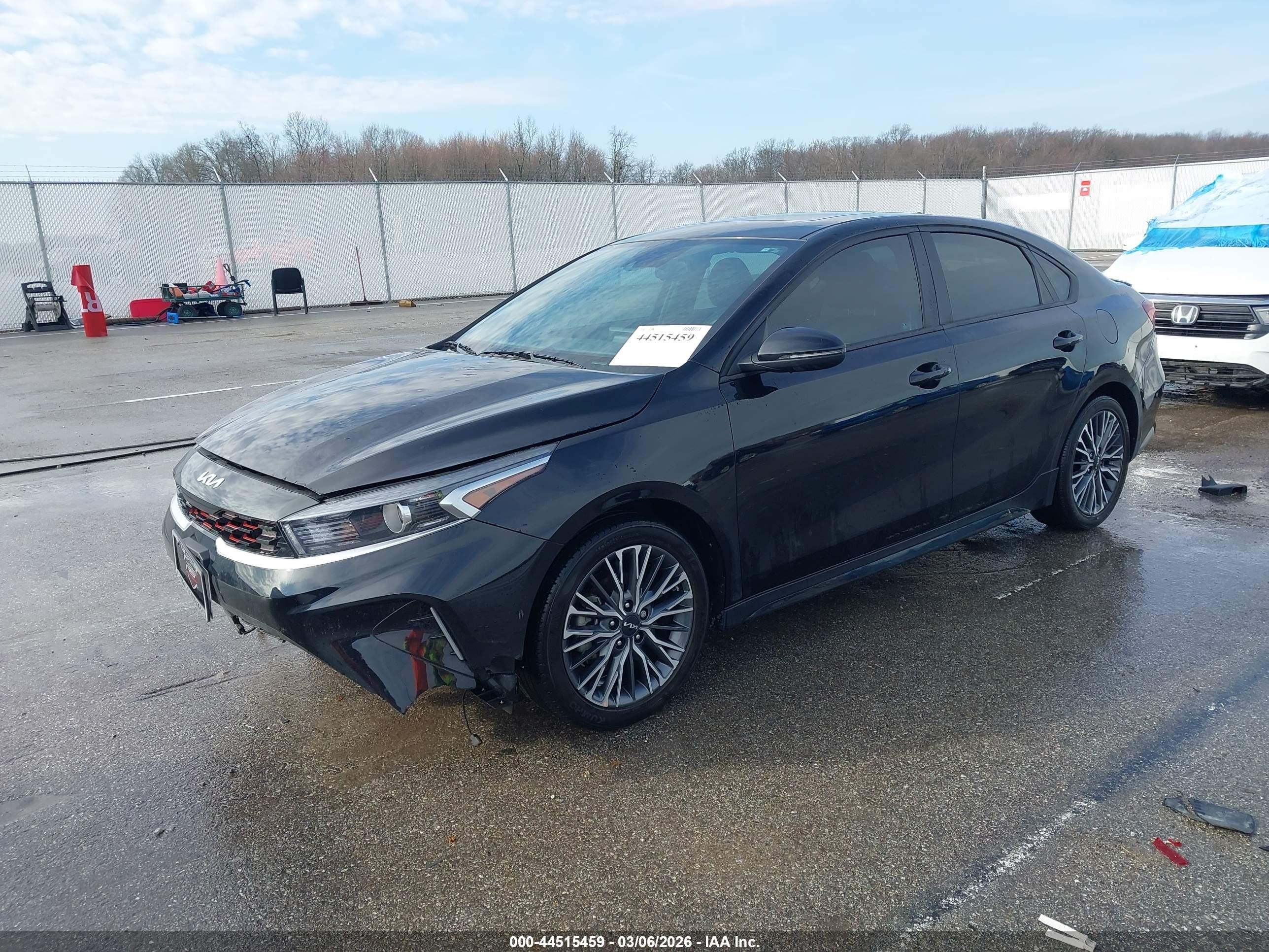 2024 Kia Forte Gt-line Черный vin: 3KPF54AD6RE763875