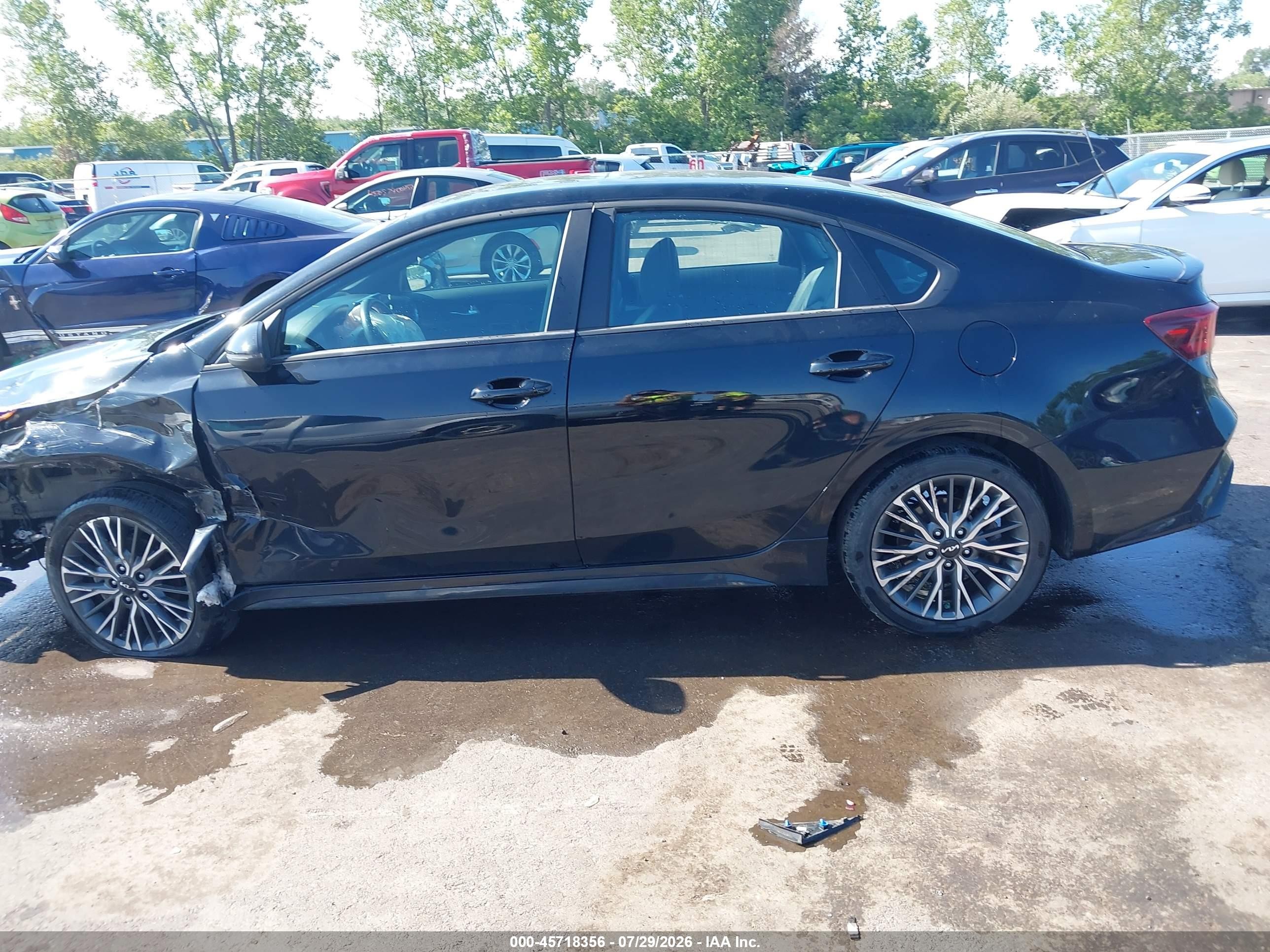 2024 Kia Forte Gt-line Black vin: 3KPF54AD6RE808989