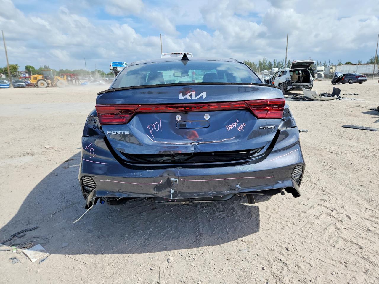 2022 Kia Forte Gt Line Blue vin: 3KPF54AD7NE489709