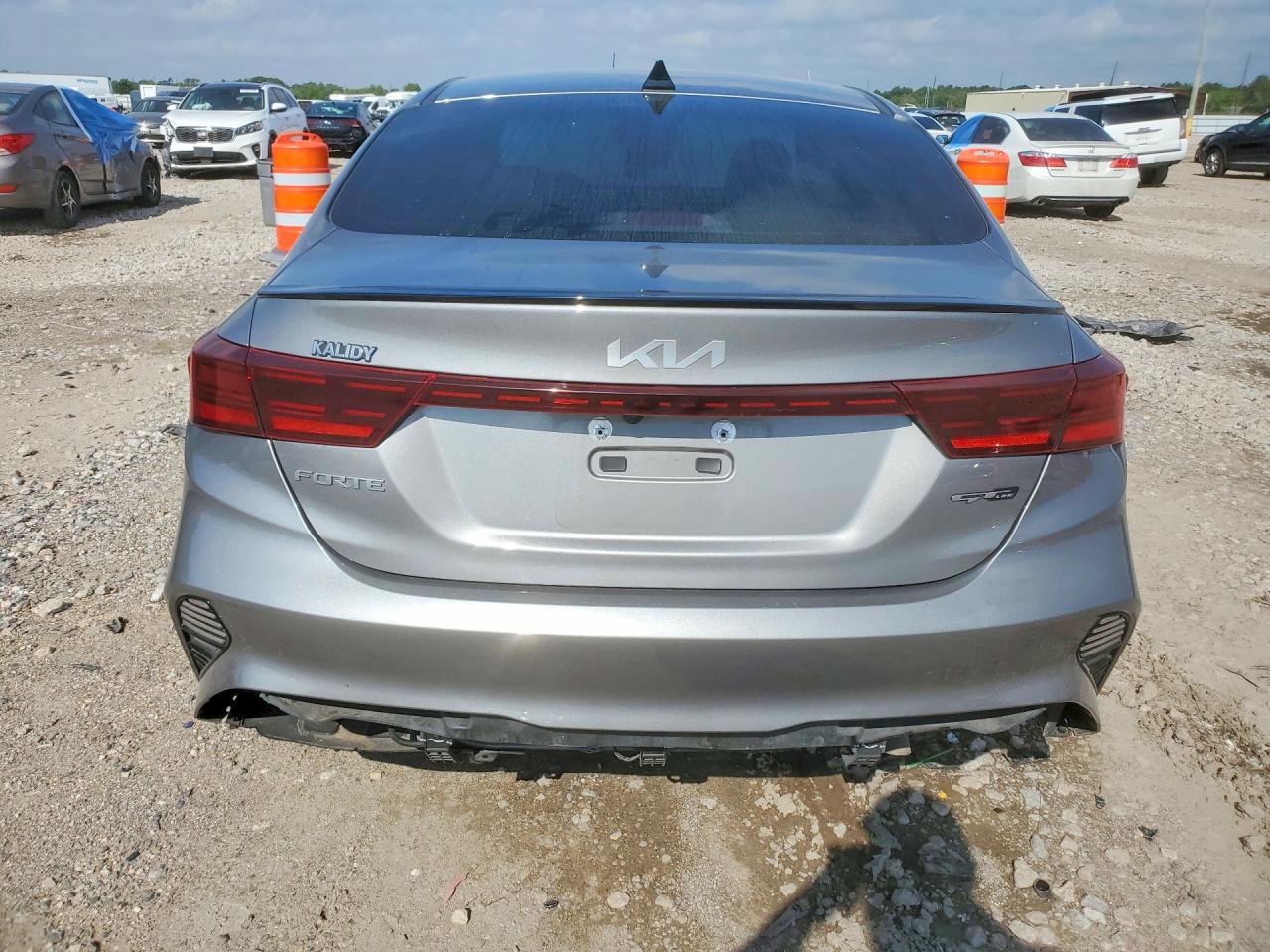 2022 Kia Forte Gt Line Silver vin: 3KPF54AD8NE481652
