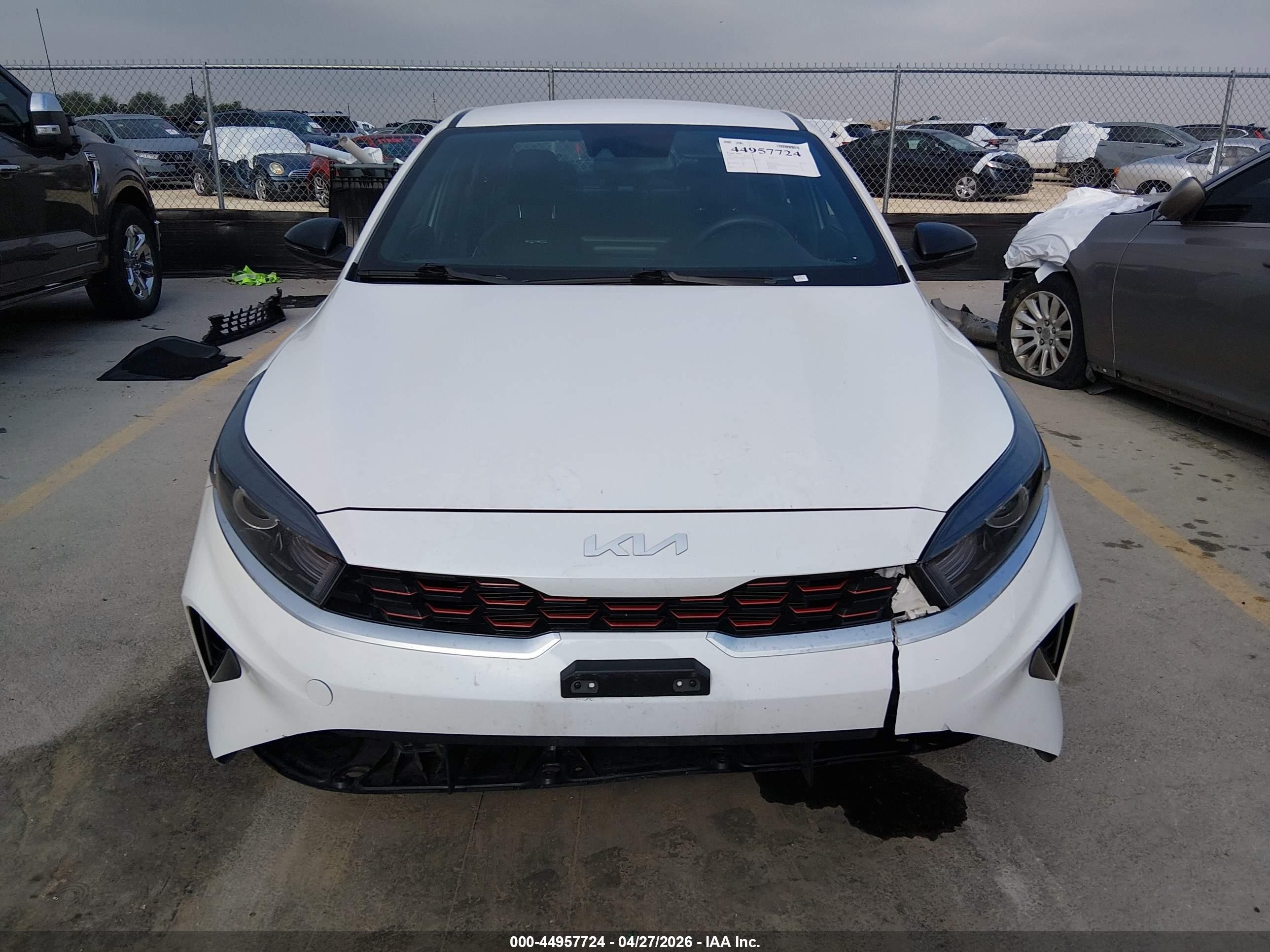 2023 Kia Forte Gt-line White vin: 3KPF54AD8PE654315