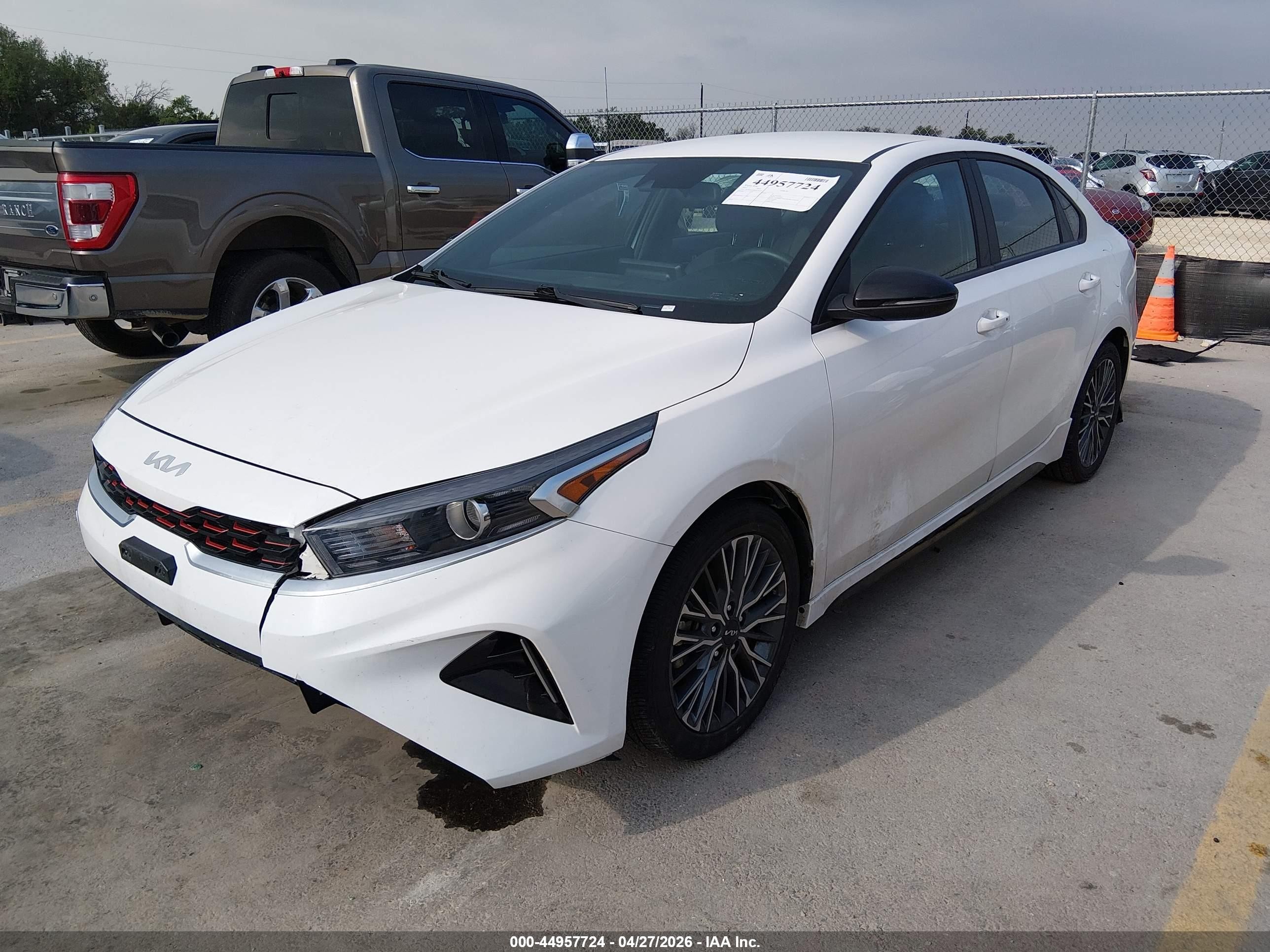 2023 Kia Forte Gt-line White vin: 3KPF54AD8PE654315