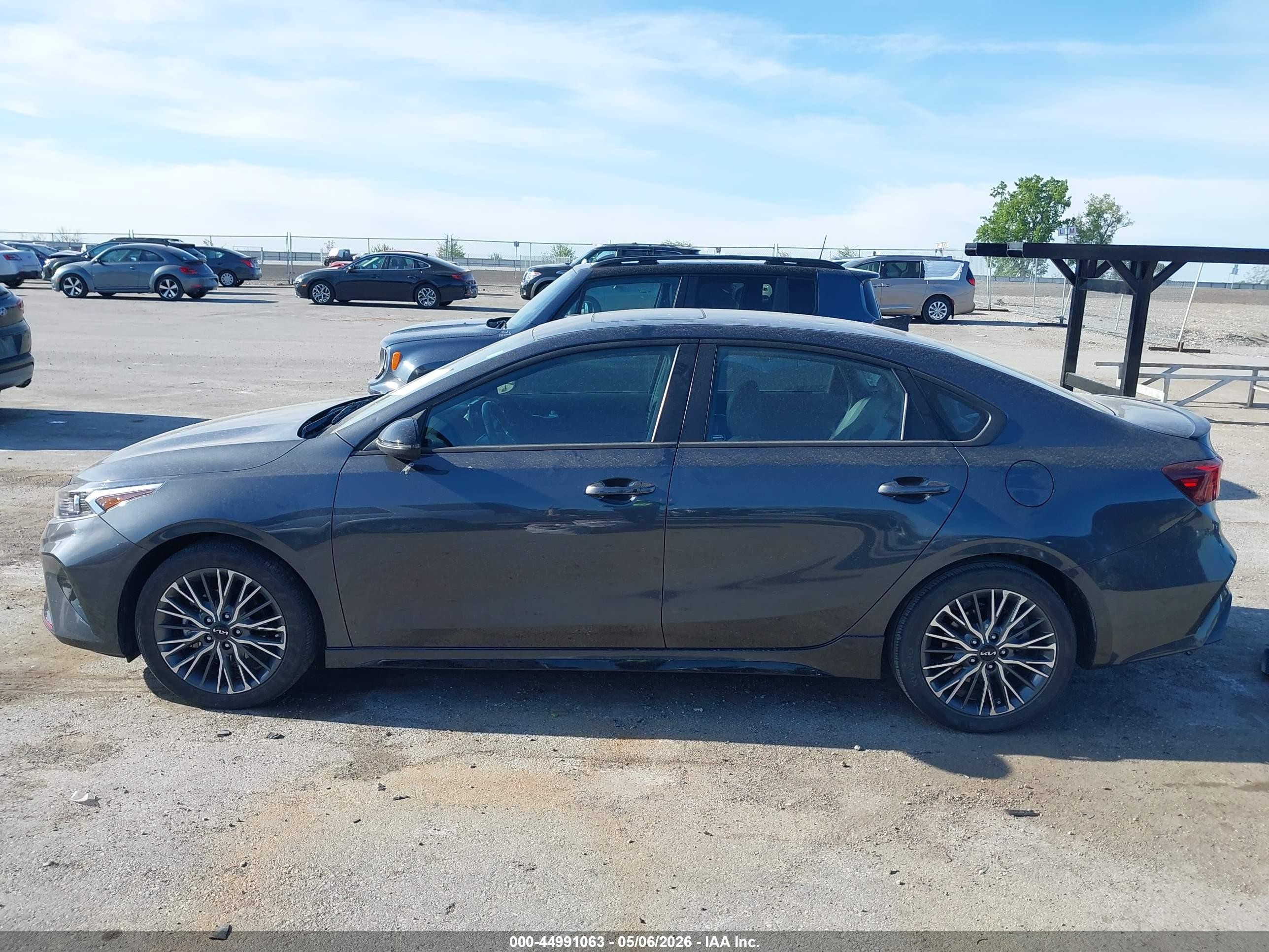 2023 Kia Forte Gt-line Gray vin: 3KPF54ADXPE598135