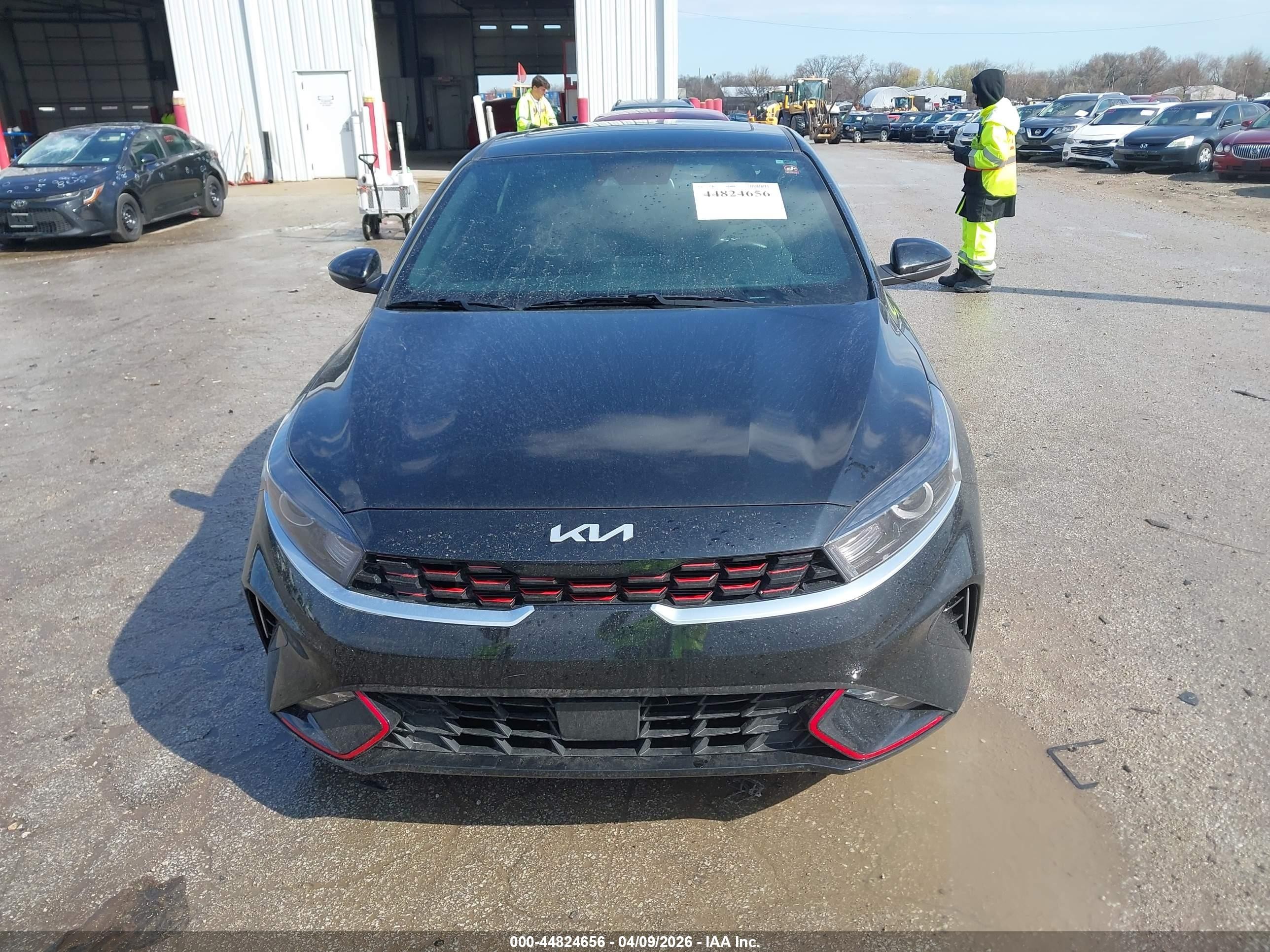 2024 Kia Forte Gt-line Black vin: 3KPF54ADXRE820224