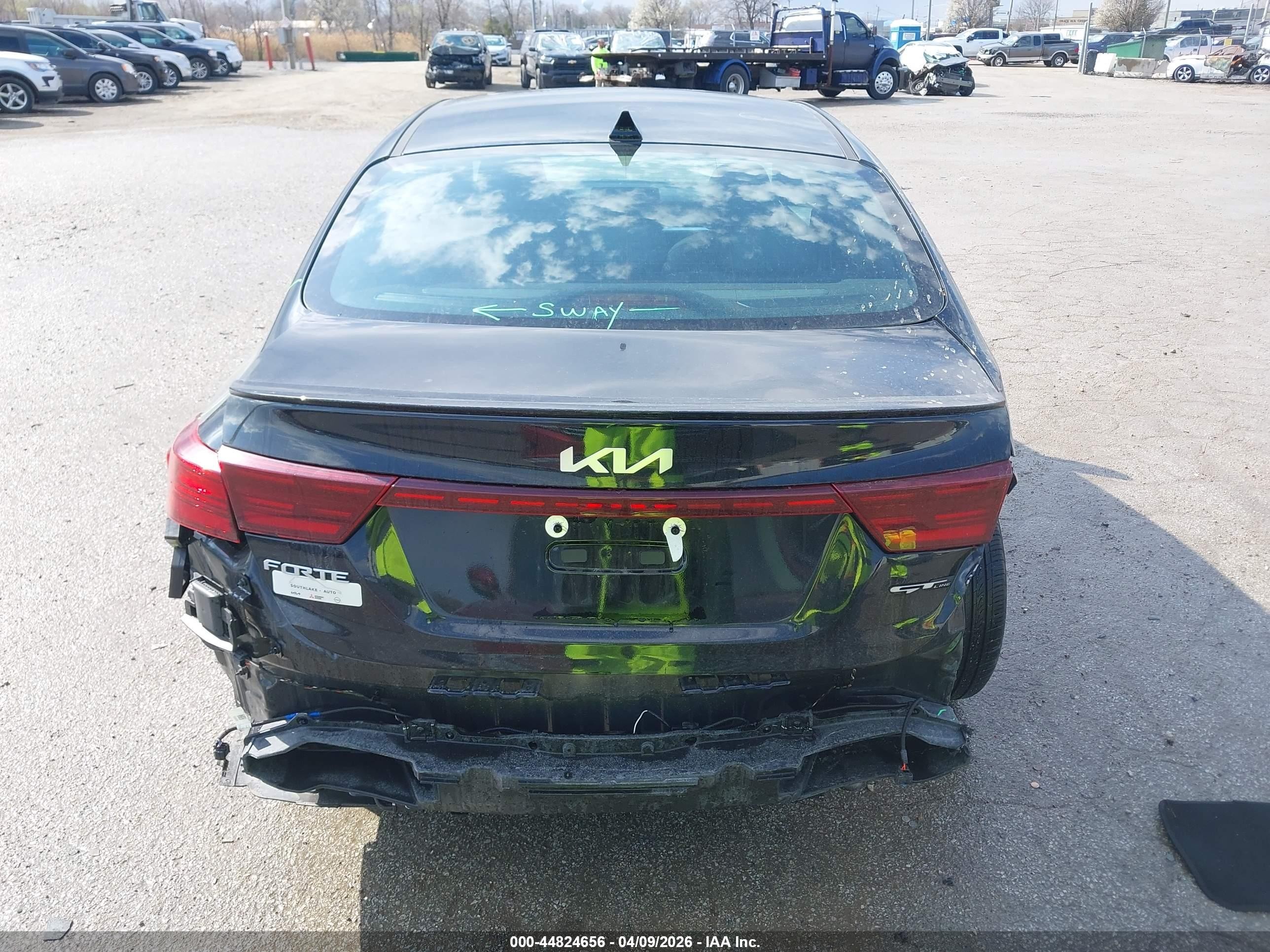 2024 Kia Forte Gt-line Black vin: 3KPF54ADXRE820224