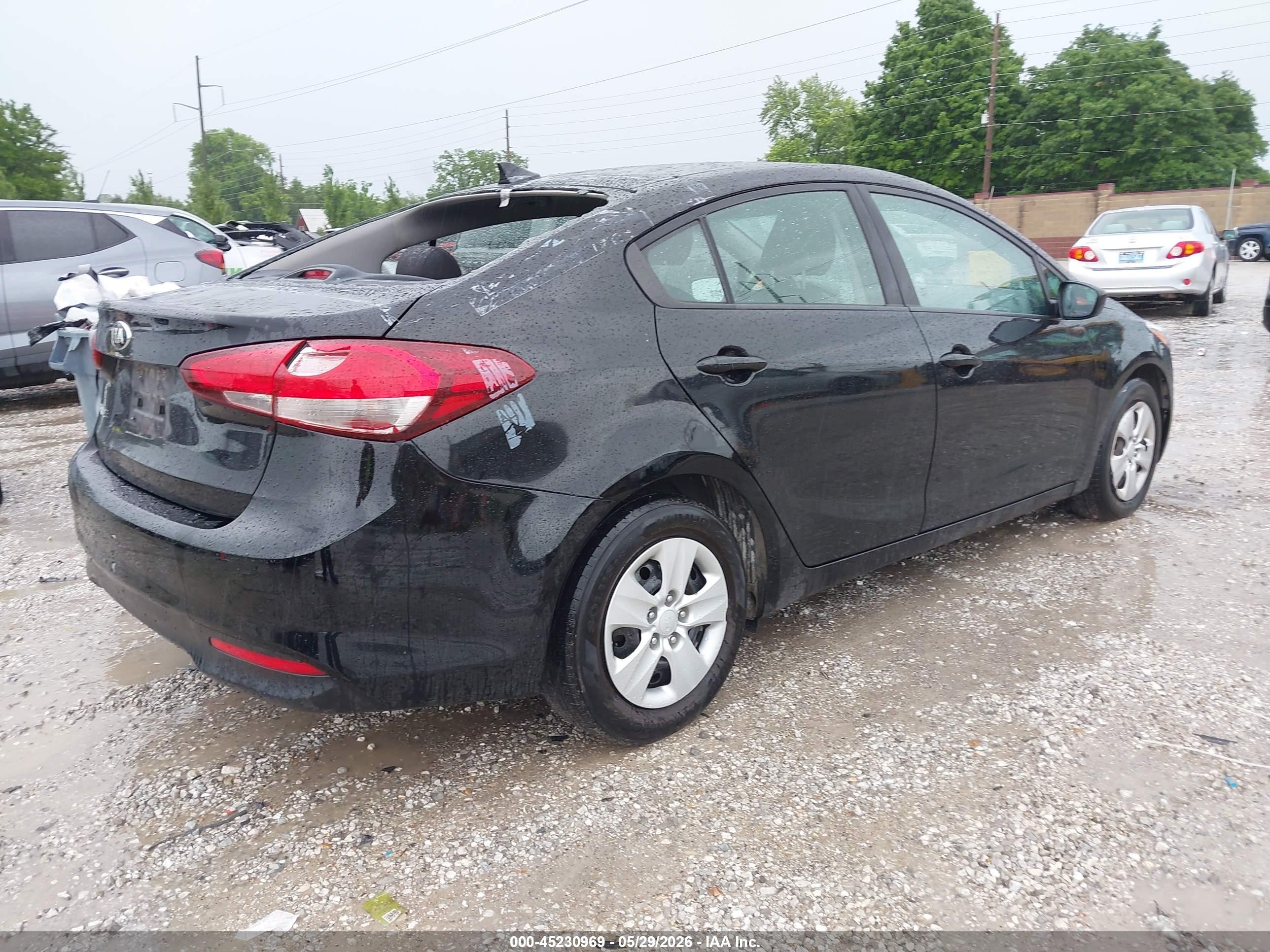 2018 Kia Forte Lx Black vin: 3KPFK4A74JE193074