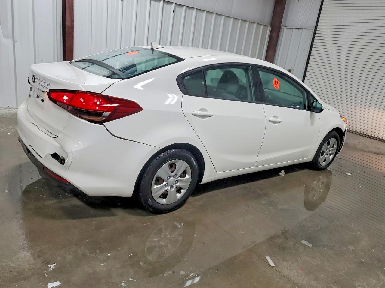 2017 Kia Forte Lx White vin: 3KPFK4A76HE046992