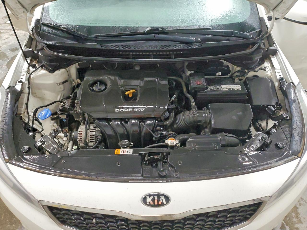 2017 Kia Forte Lx White vin: 3KPFK4A76HE046992