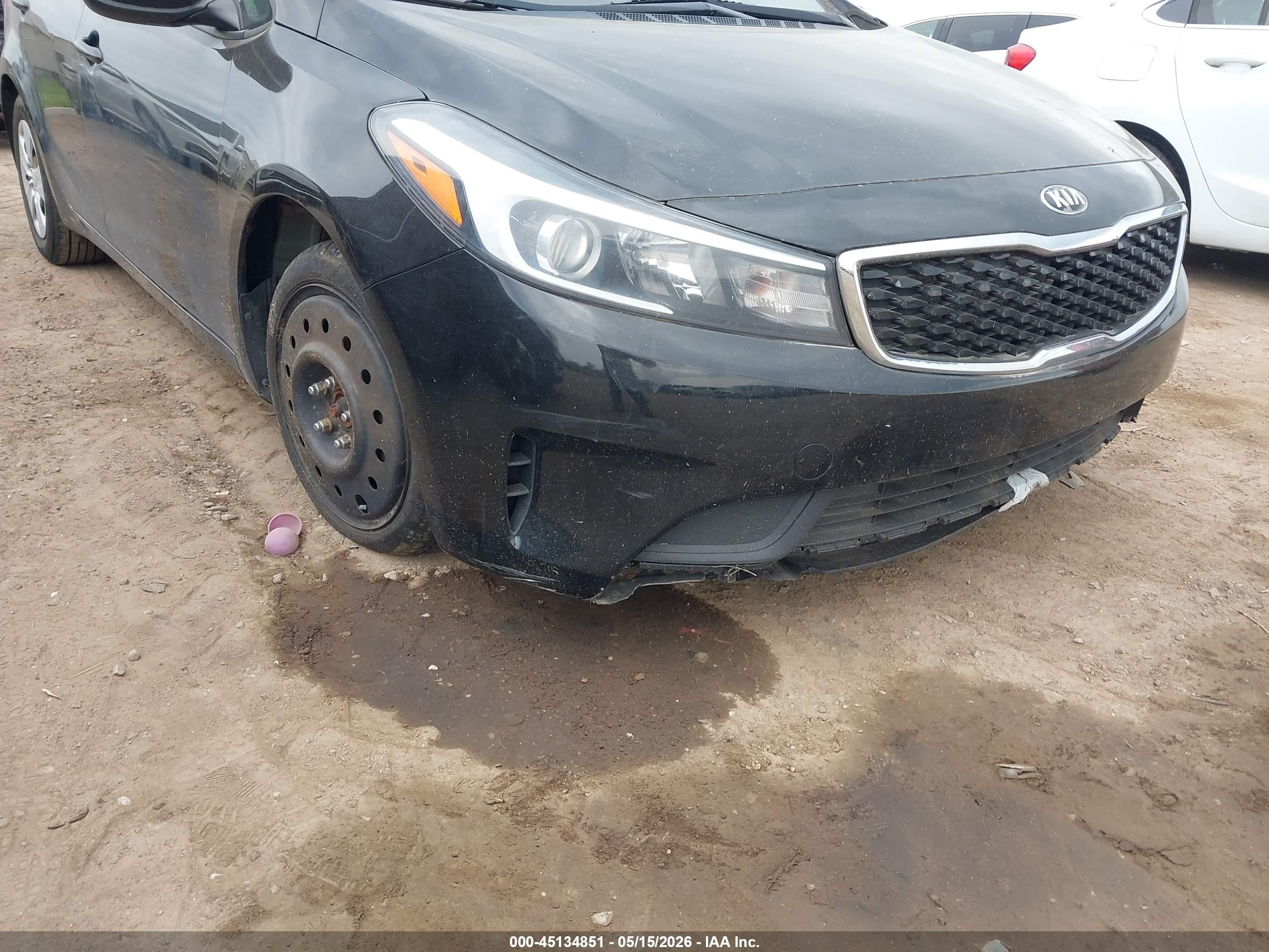 2018 Kia Forte Lx Black vin: 3KPFK4A76JE182884