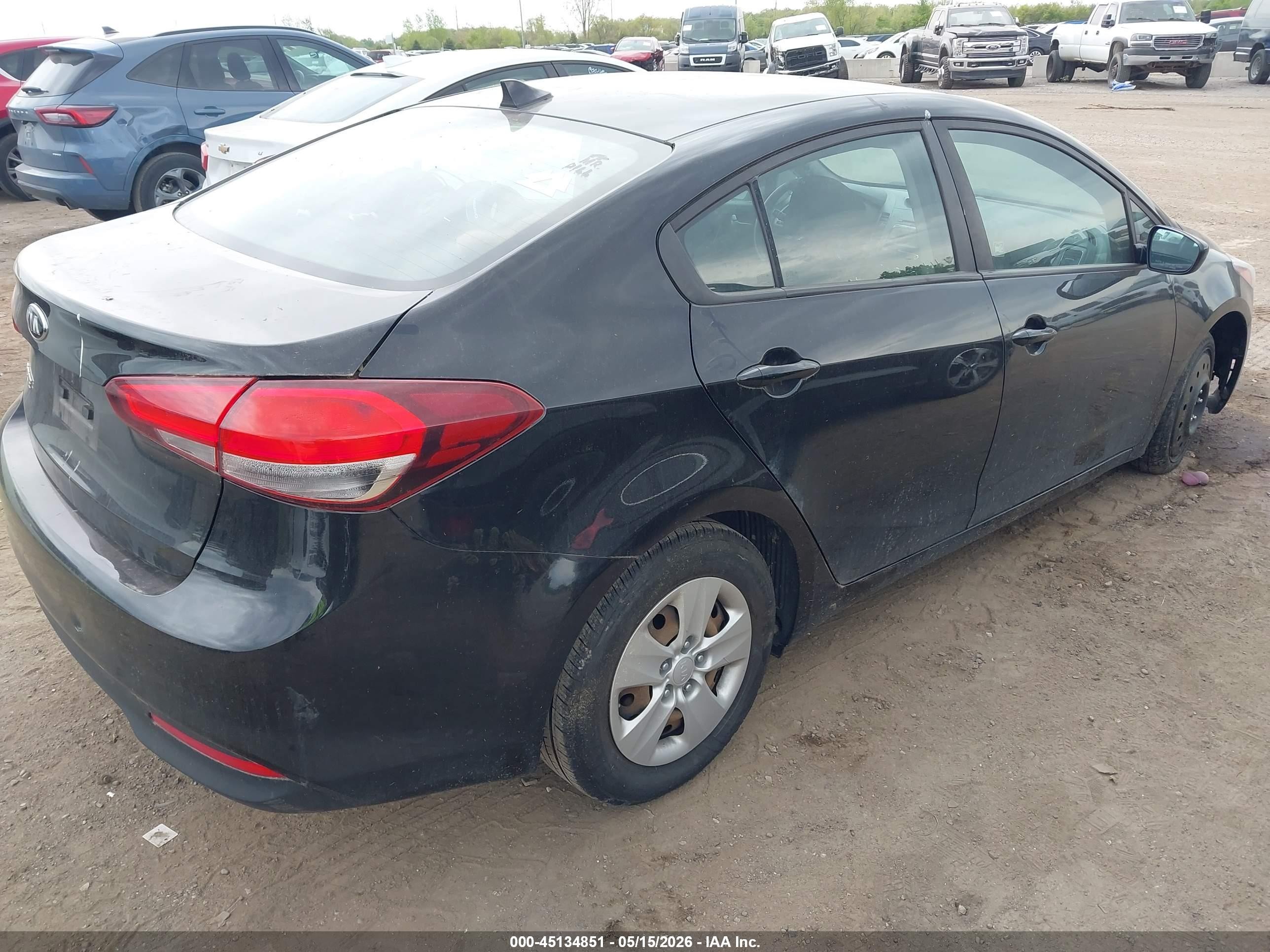 2018 Kia Forte Lx Black vin: 3KPFK4A76JE182884
