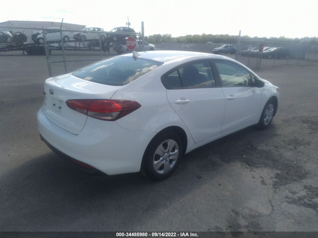 2018 Kia Forte Lx White vin: 3KPFK4A76JE283326