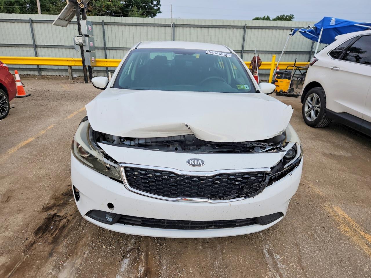 2018 Kia Forte Lx White vin: 3KPFK4A76JE283326