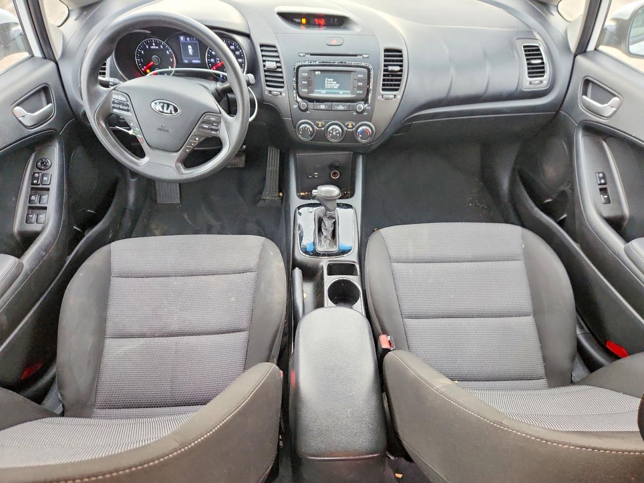 2018 Kia Forte Lx White vin: 3KPFK4A76JE283326