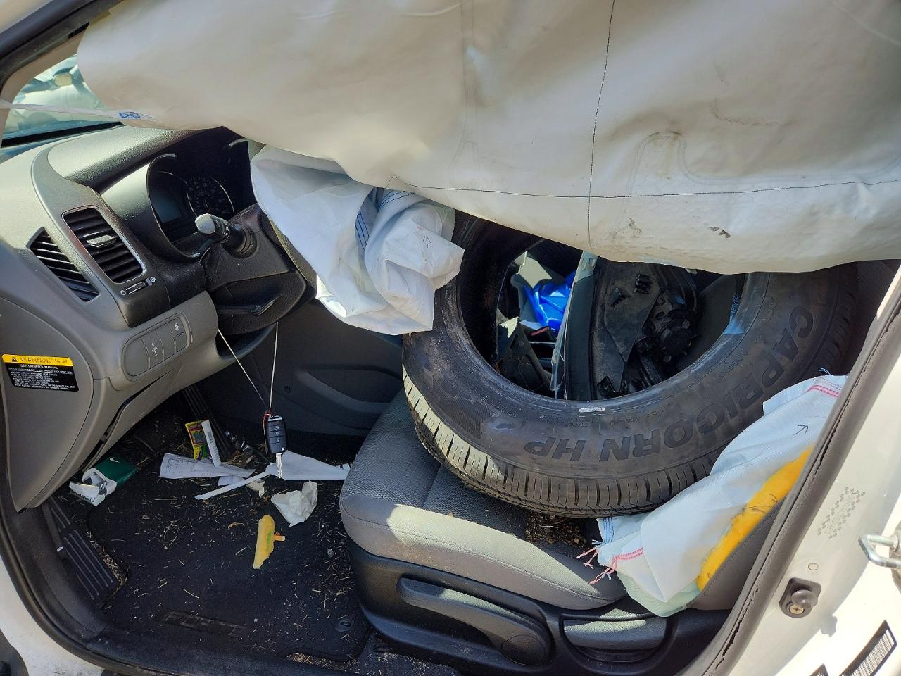 2017 Kia Forte Lx White vin: 3KPFK4A77HE064613