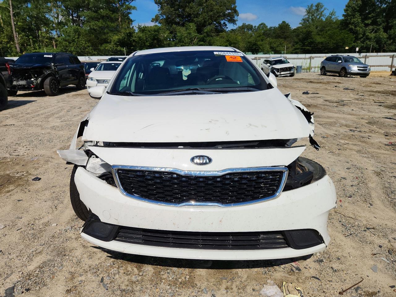 2017 Kia Forte Lx White vin: 3KPFK4A77HE064613