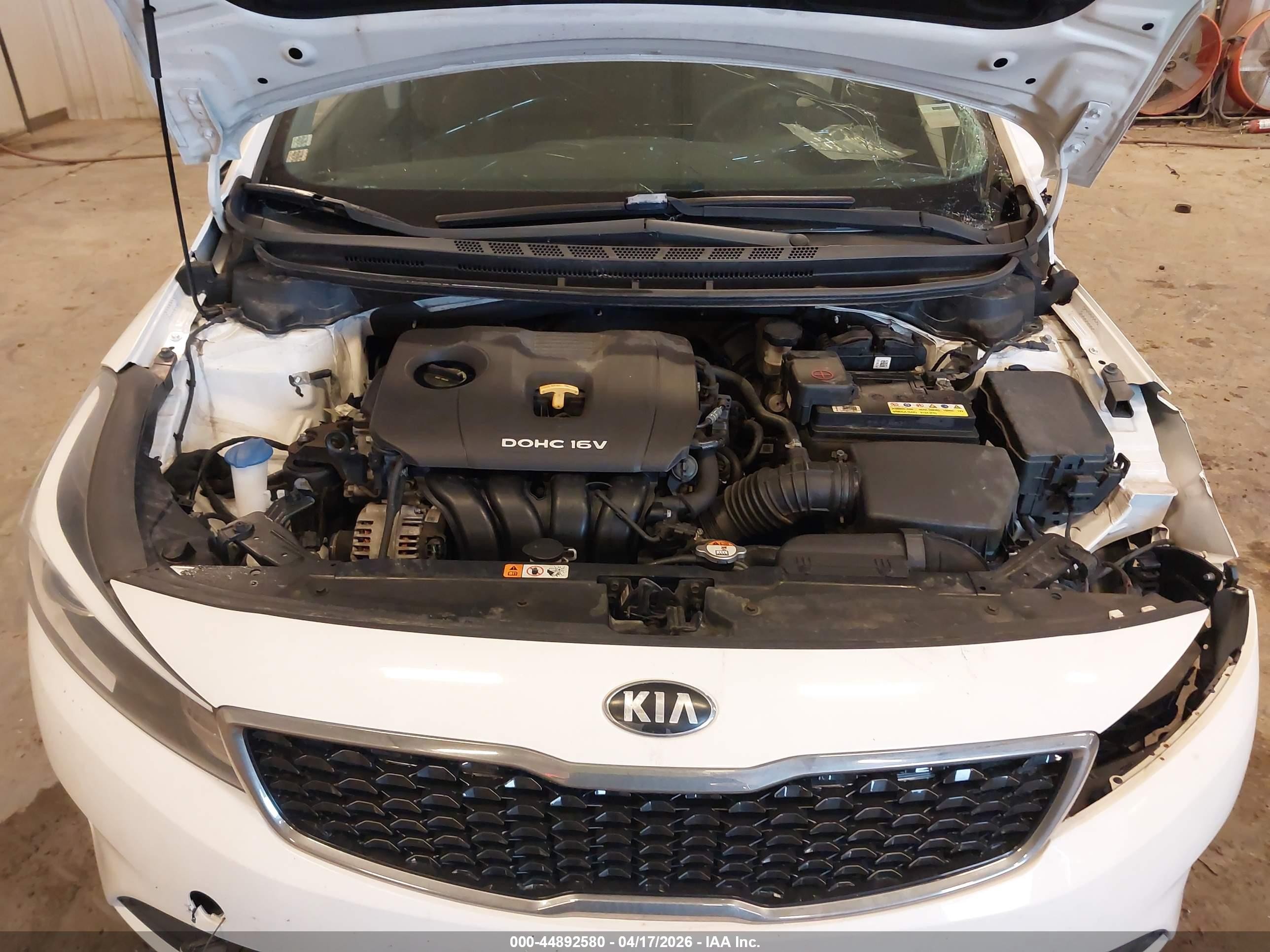 2017 Kia Forte Lx White vin: 3KPFK4A79HE036666