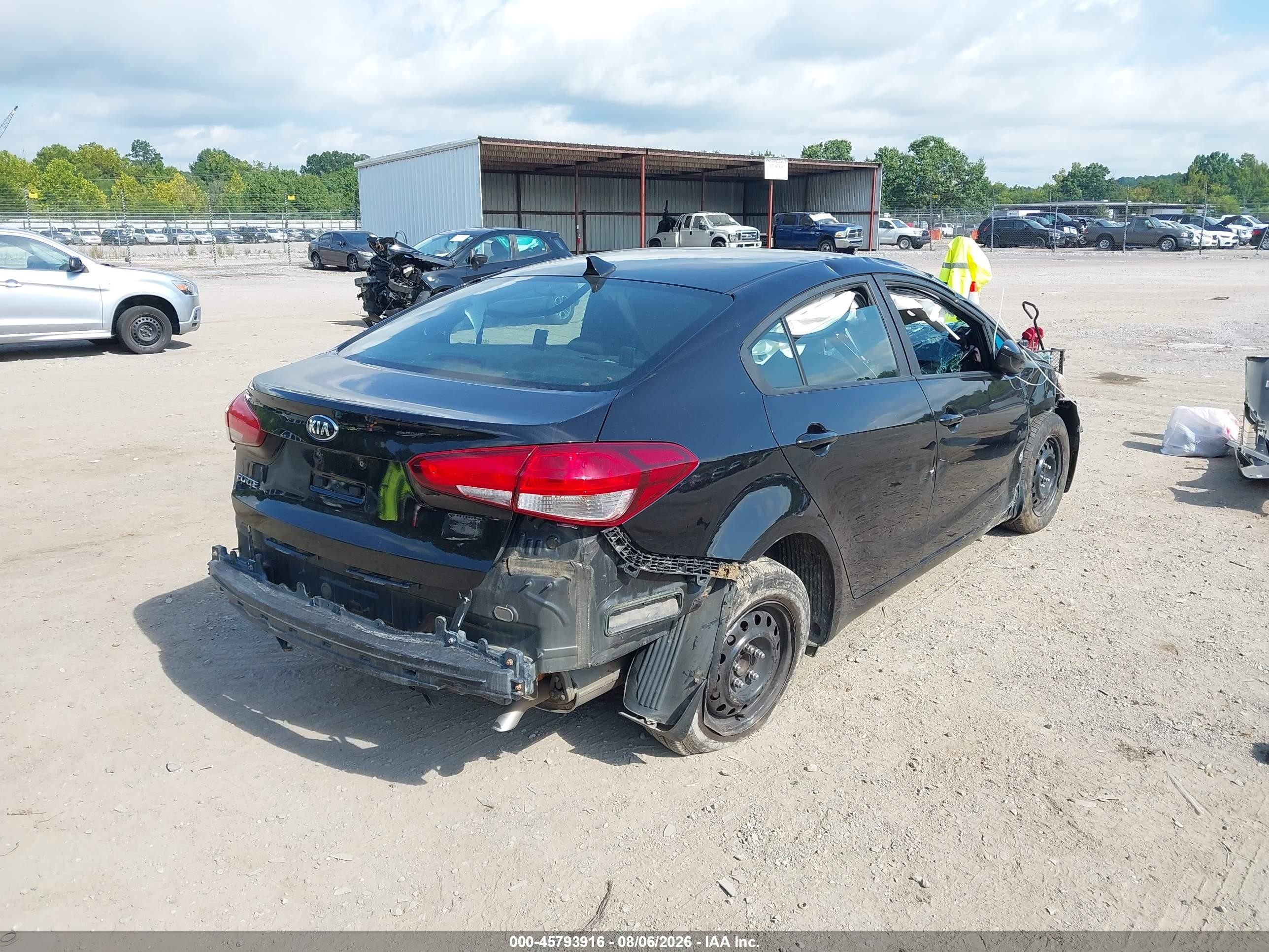2017 Kia Forte Lx Black vin: 3KPFK4A79HE056514
