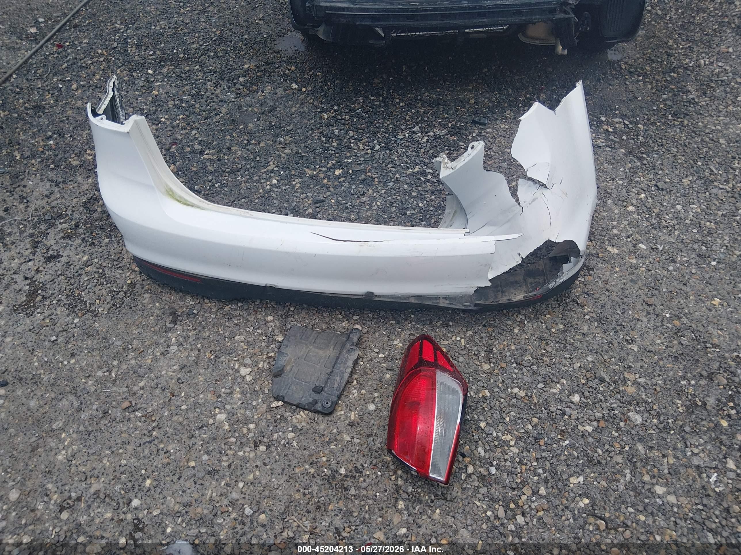 2017 Kia Forte Lx White vin: 3KPFK4A7XHE043285