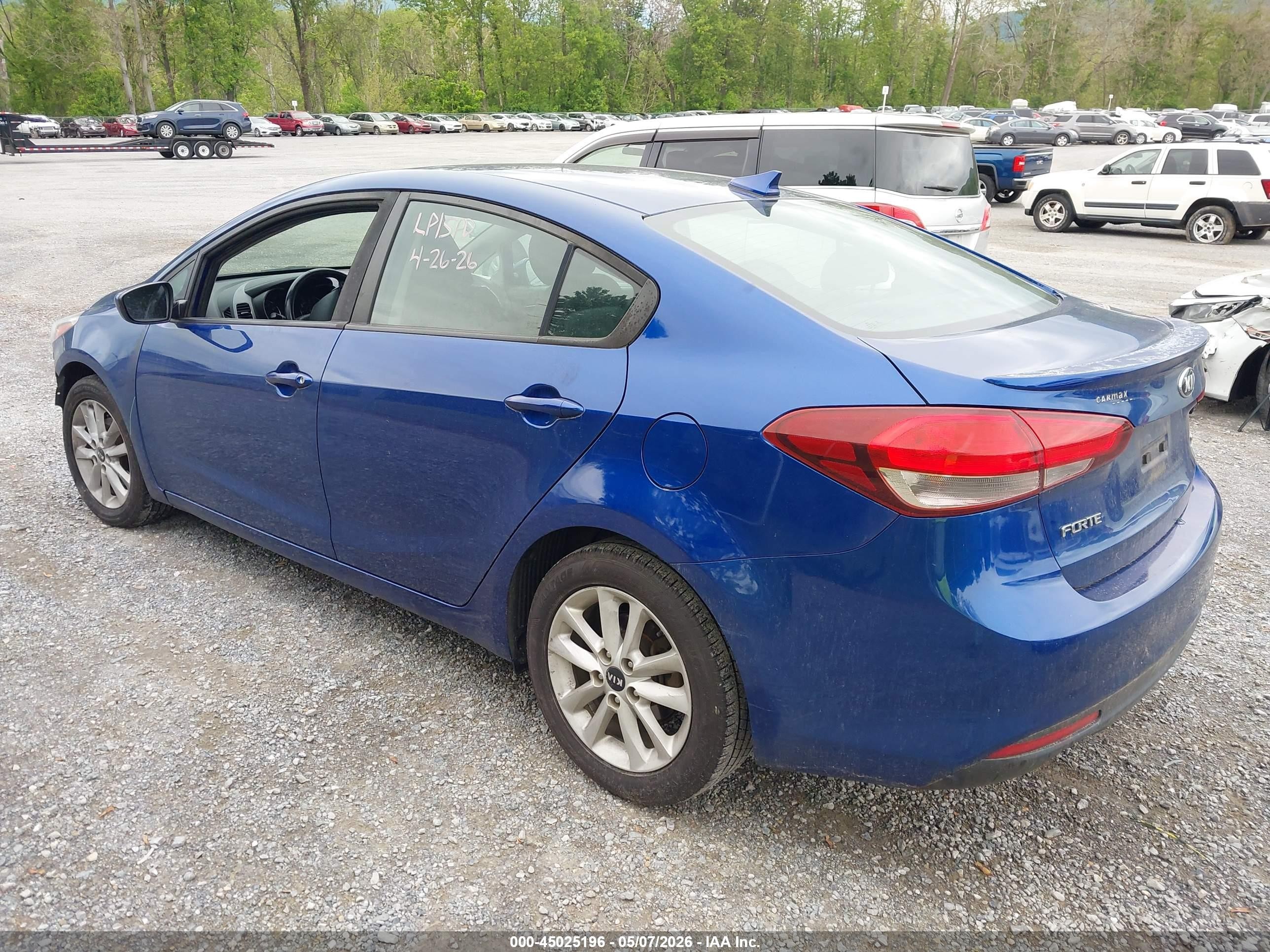 2017 Kia Forte S Blue vin: 3KPFL4A70HE034320