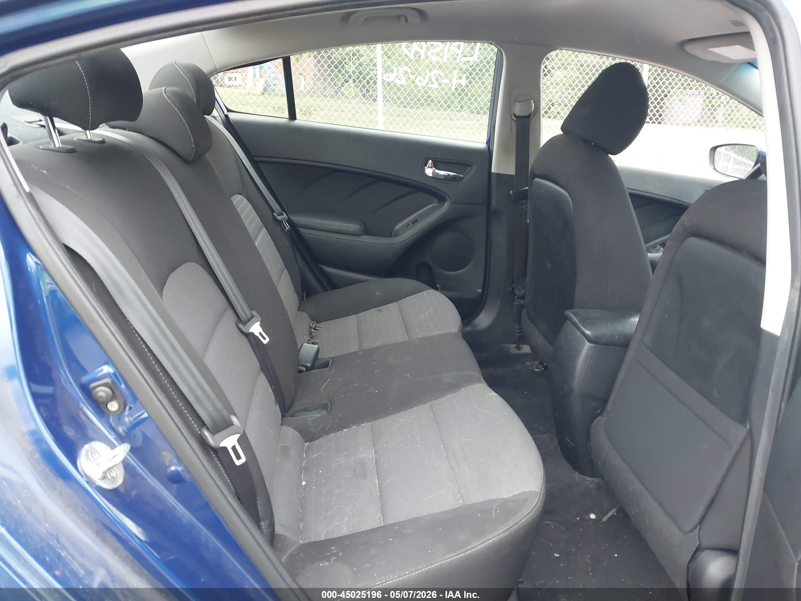 2017 Kia Forte S Blue vin: 3KPFL4A70HE034320