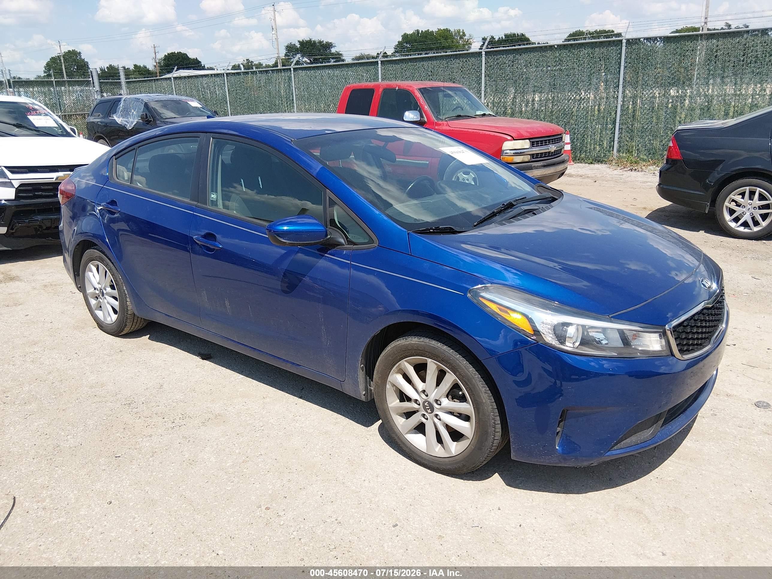 2017 Kia Forte S Blue vin: 3KPFL4A70HE052087