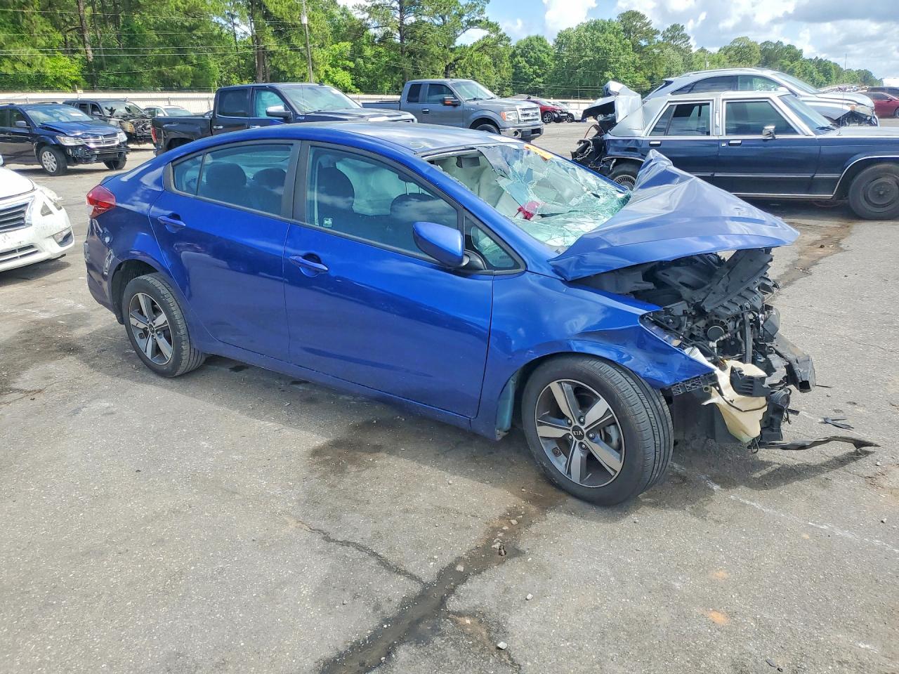 2018 Kia Forte Lx Синий vin: 3KPFL4A71JE193157