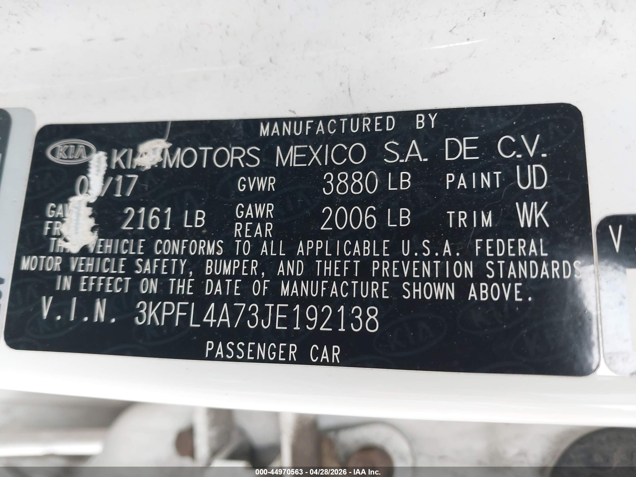 2018 Kia Forte S White vin: 3KPFL4A73JE192138