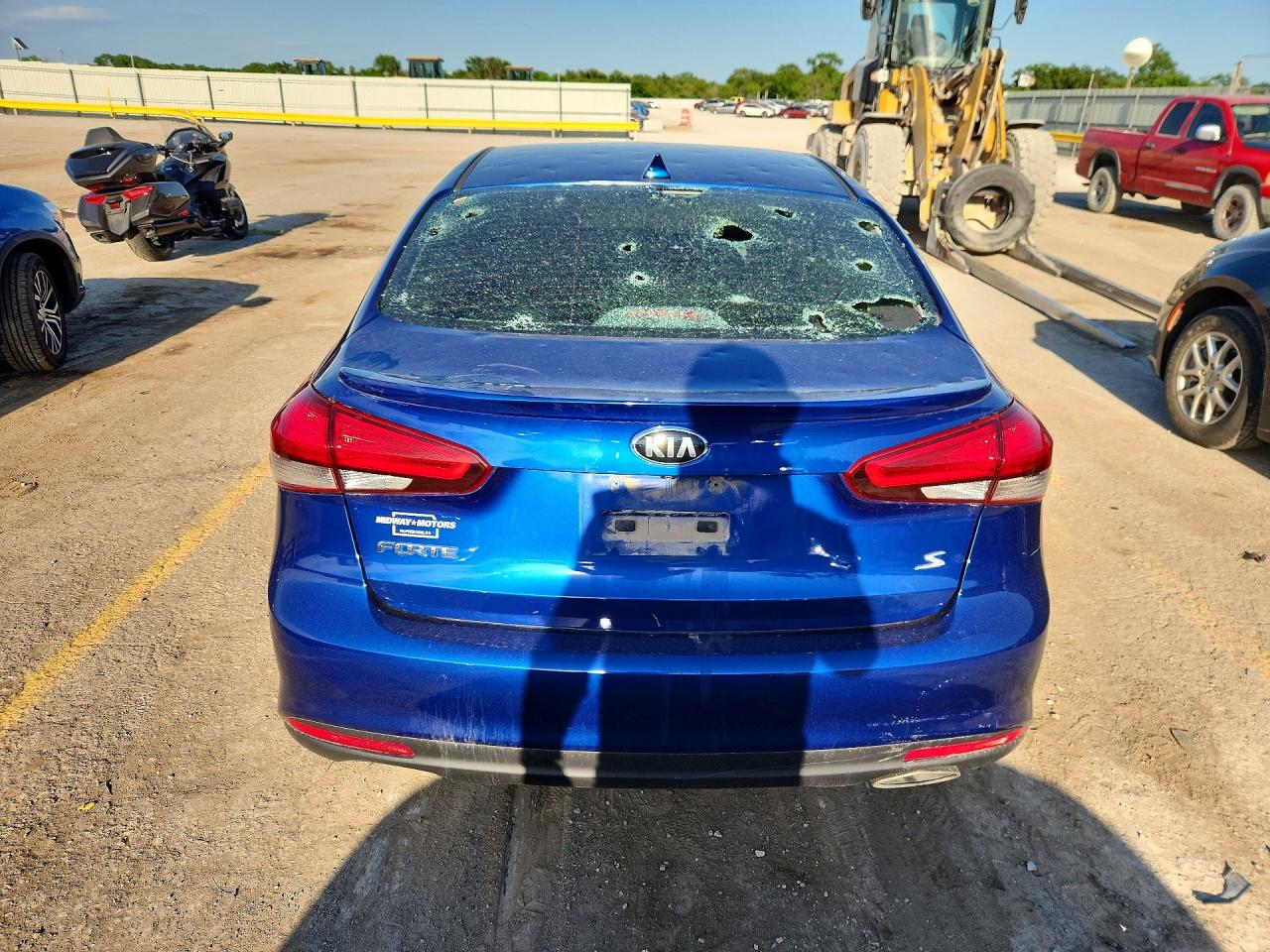 2017 Kia Forte S Blue vin: 3KPFL4A74HE057650