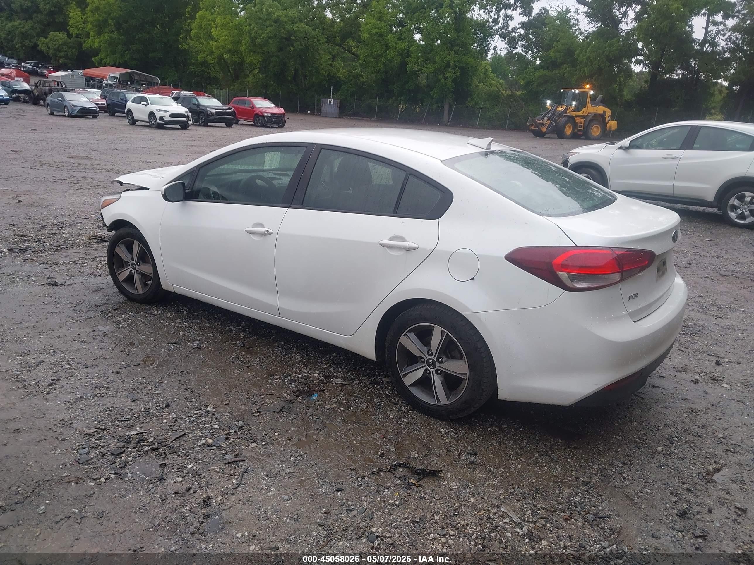 2018 Kia Forte Lx White vin: 3KPFL4A75JE171095