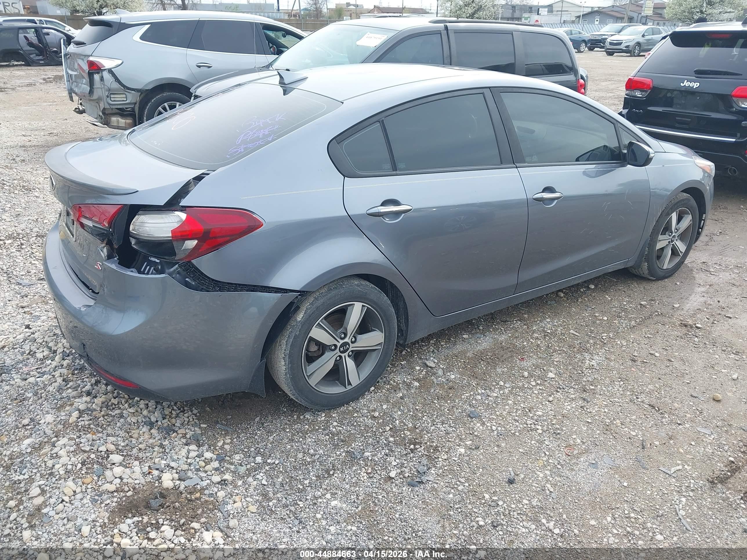 2018 Kia Forte S Gray vin: 3KPFL4A75JE204600