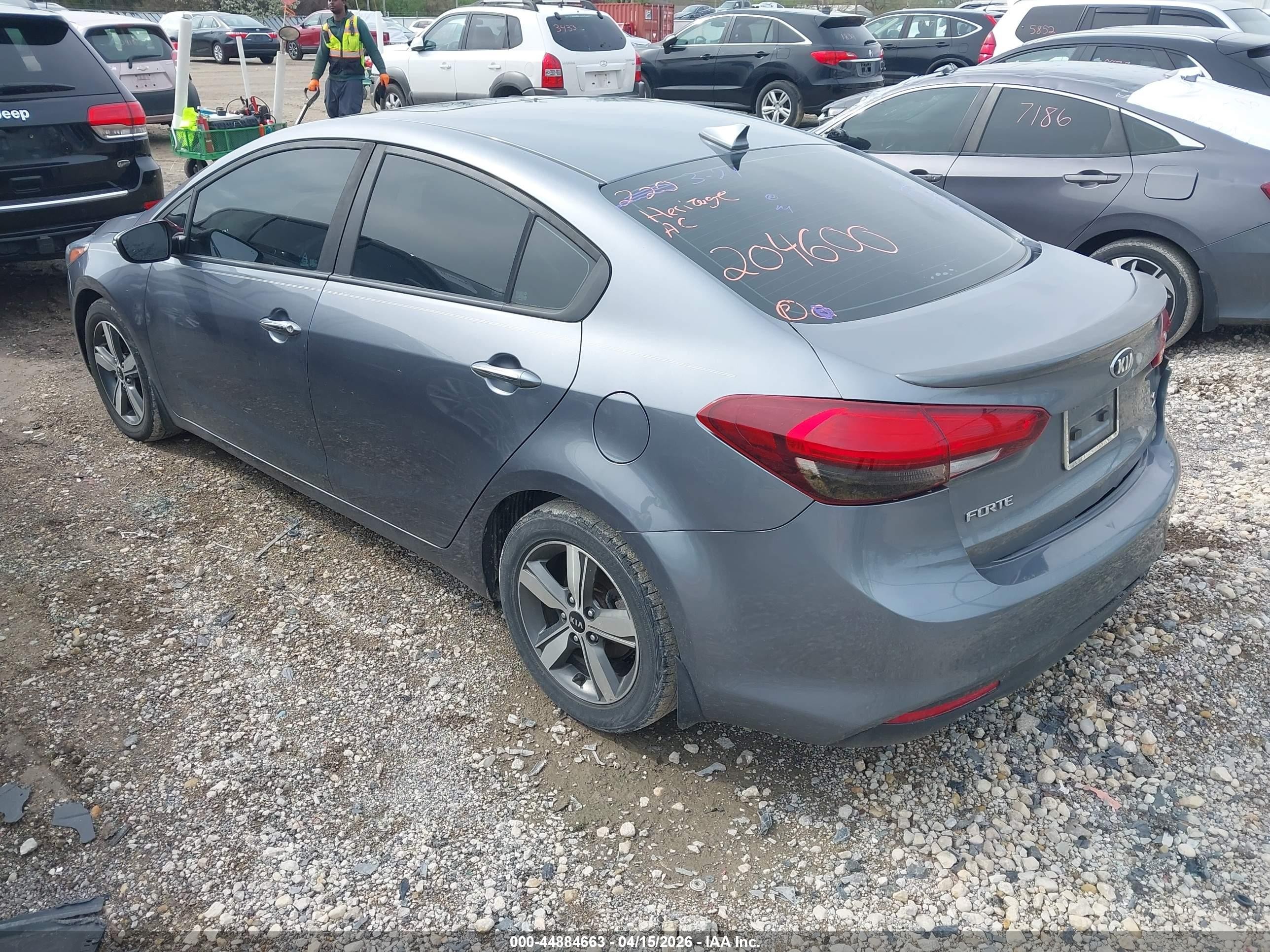 2018 Kia Forte S Gray vin: 3KPFL4A75JE204600