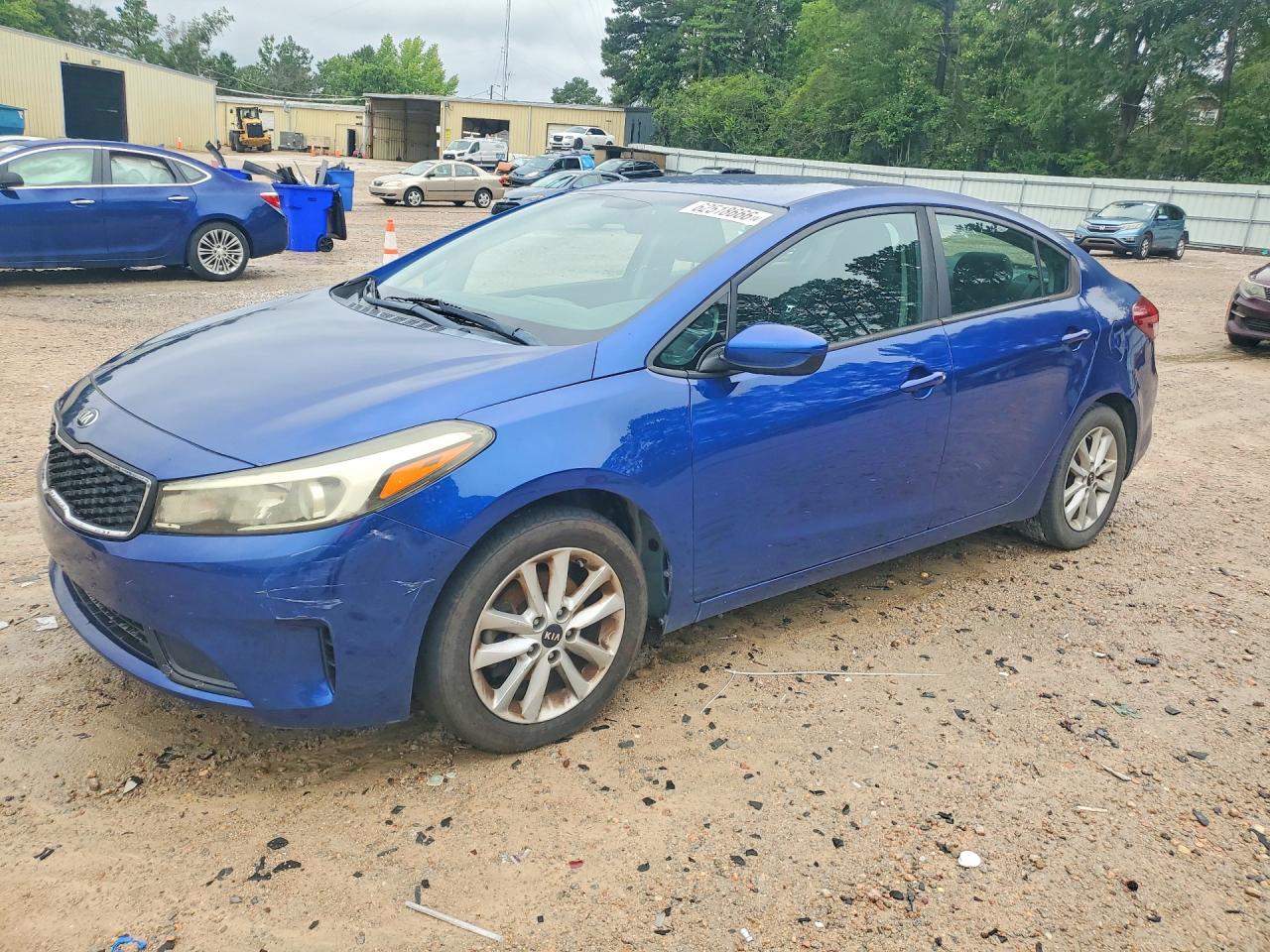 2017 Kia Forte Lx Blue vin: 3KPFL4A76HE124877