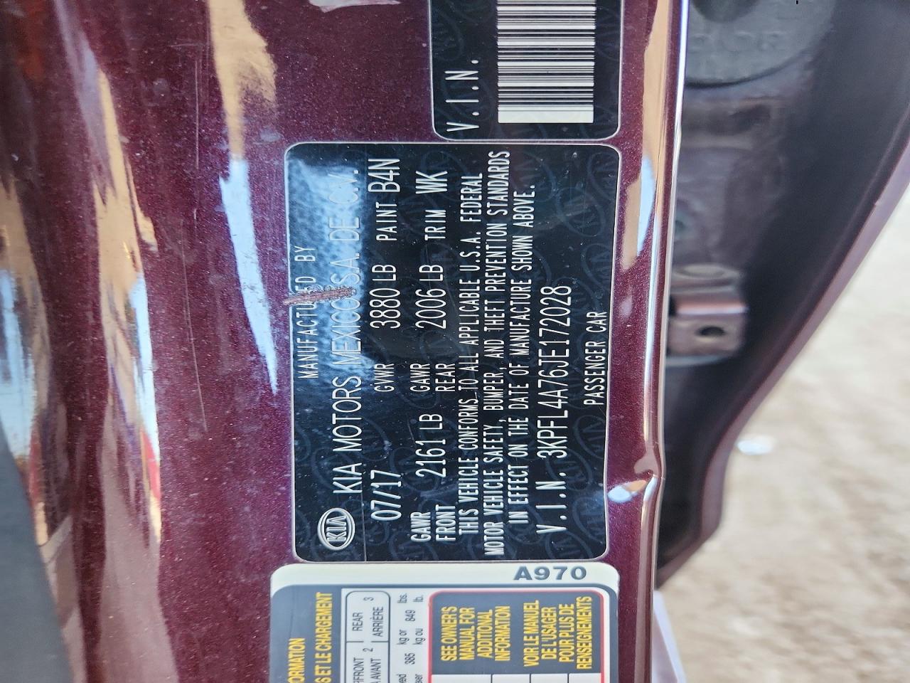2018 Kia Forte Lx Burgundy vin: 3KPFL4A76JE172028