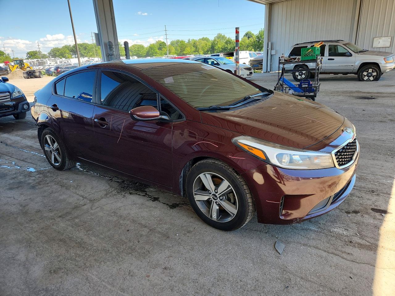 2018 Kia Forte Lx Burgundy vin: 3KPFL4A76JE172028