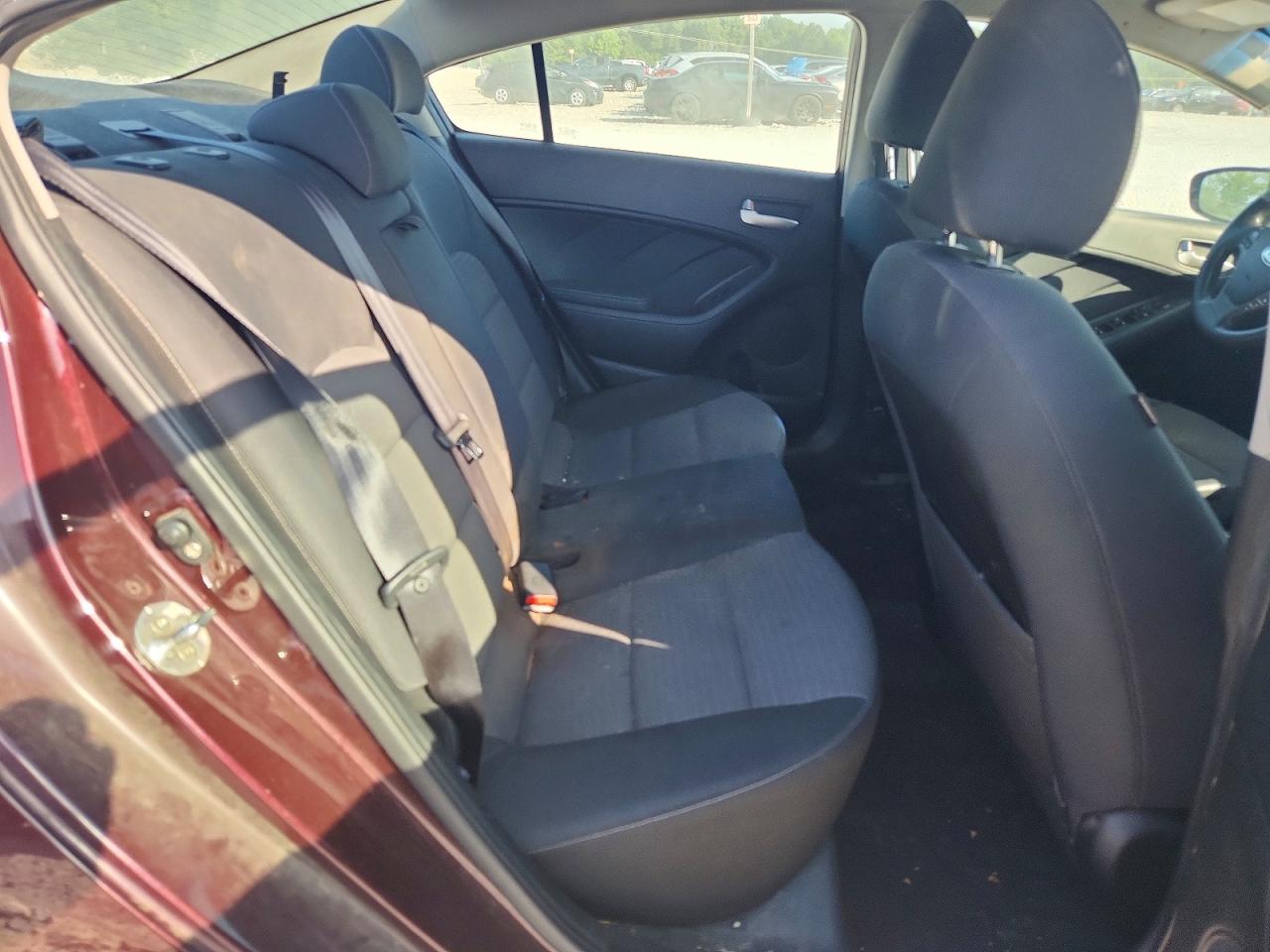 2018 Kia Forte Lx Бордовый vin: 3KPFL4A77JE181756