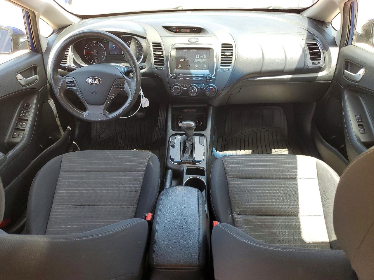 2018 Kia Forte Lx Синий vin: 3KPFL4A77JE241972