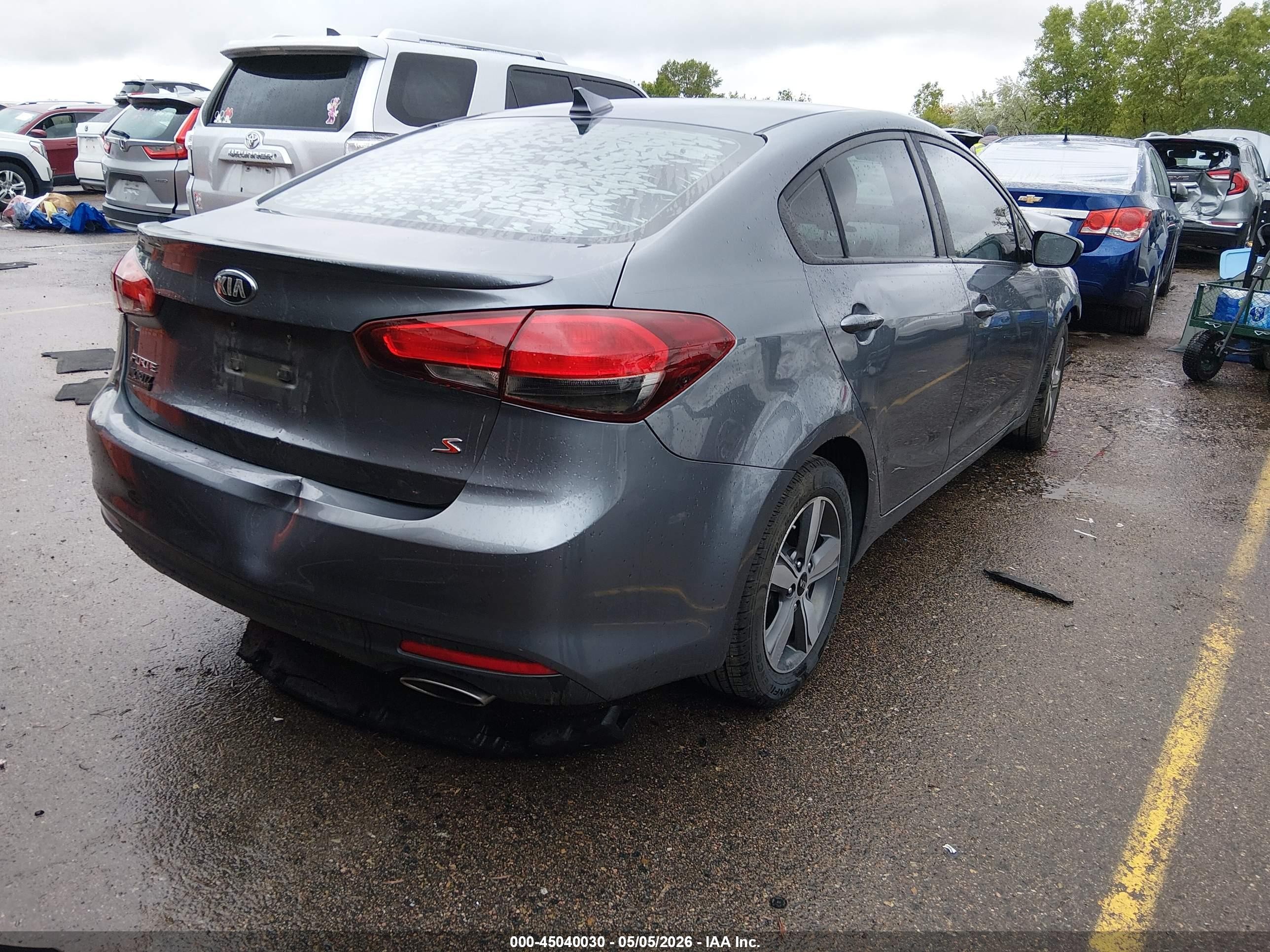 2018 Kia Forte S Gray vin: 3KPFL4A78JE224825