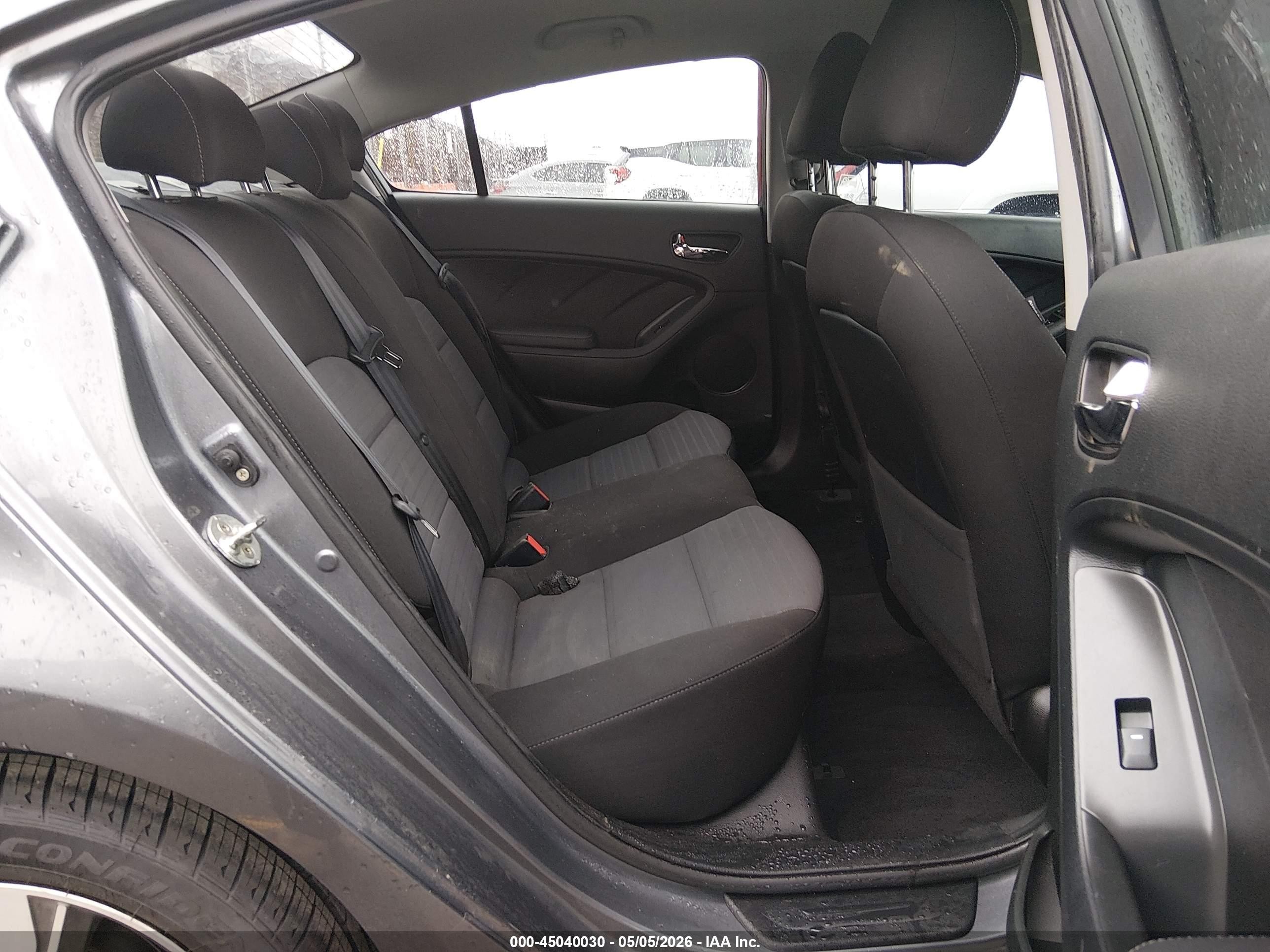 2018 Kia Forte S Gray vin: 3KPFL4A78JE224825