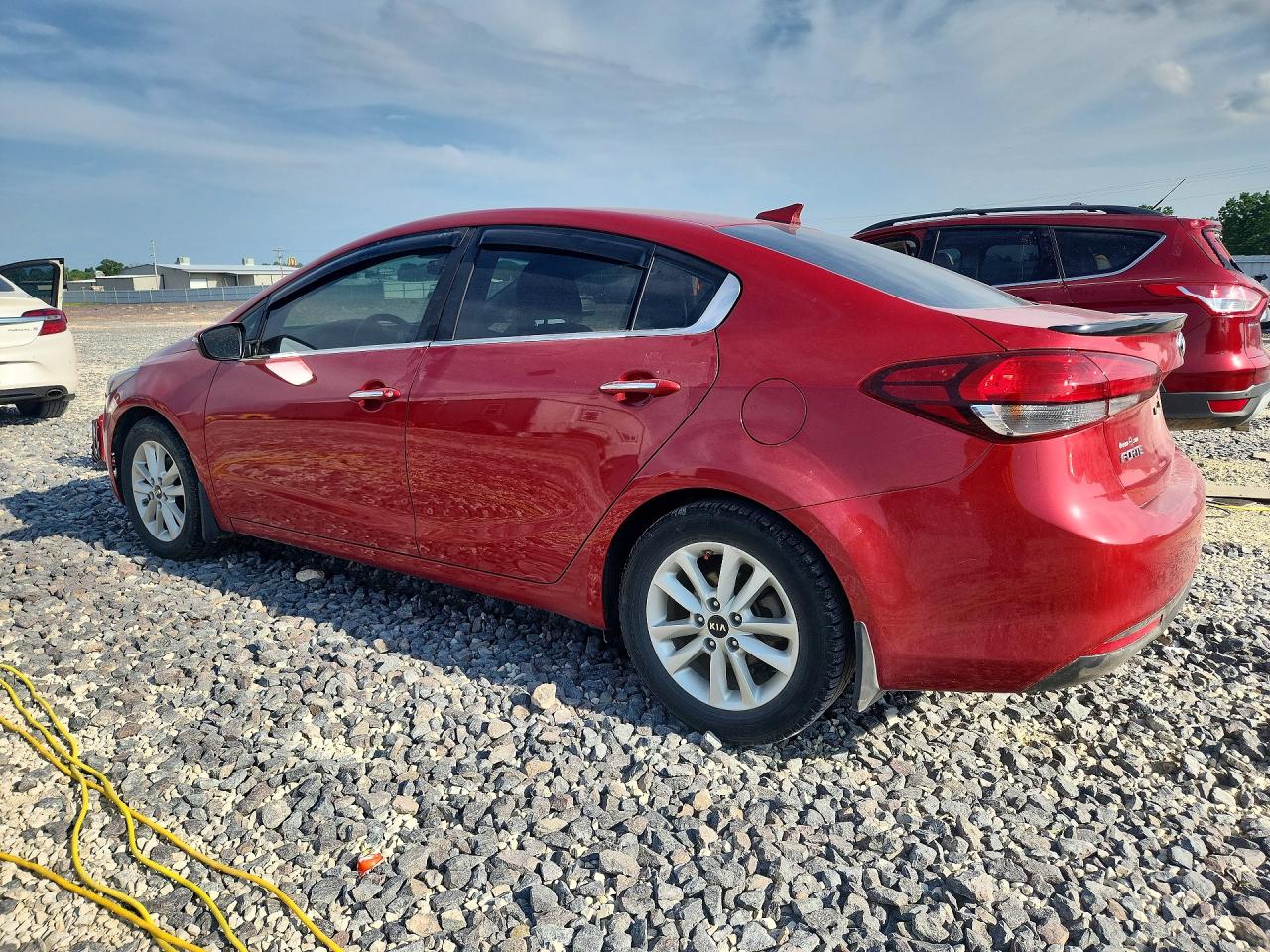 2017 Kia Forte S Red vin: 3KPFL4A79HE062780
