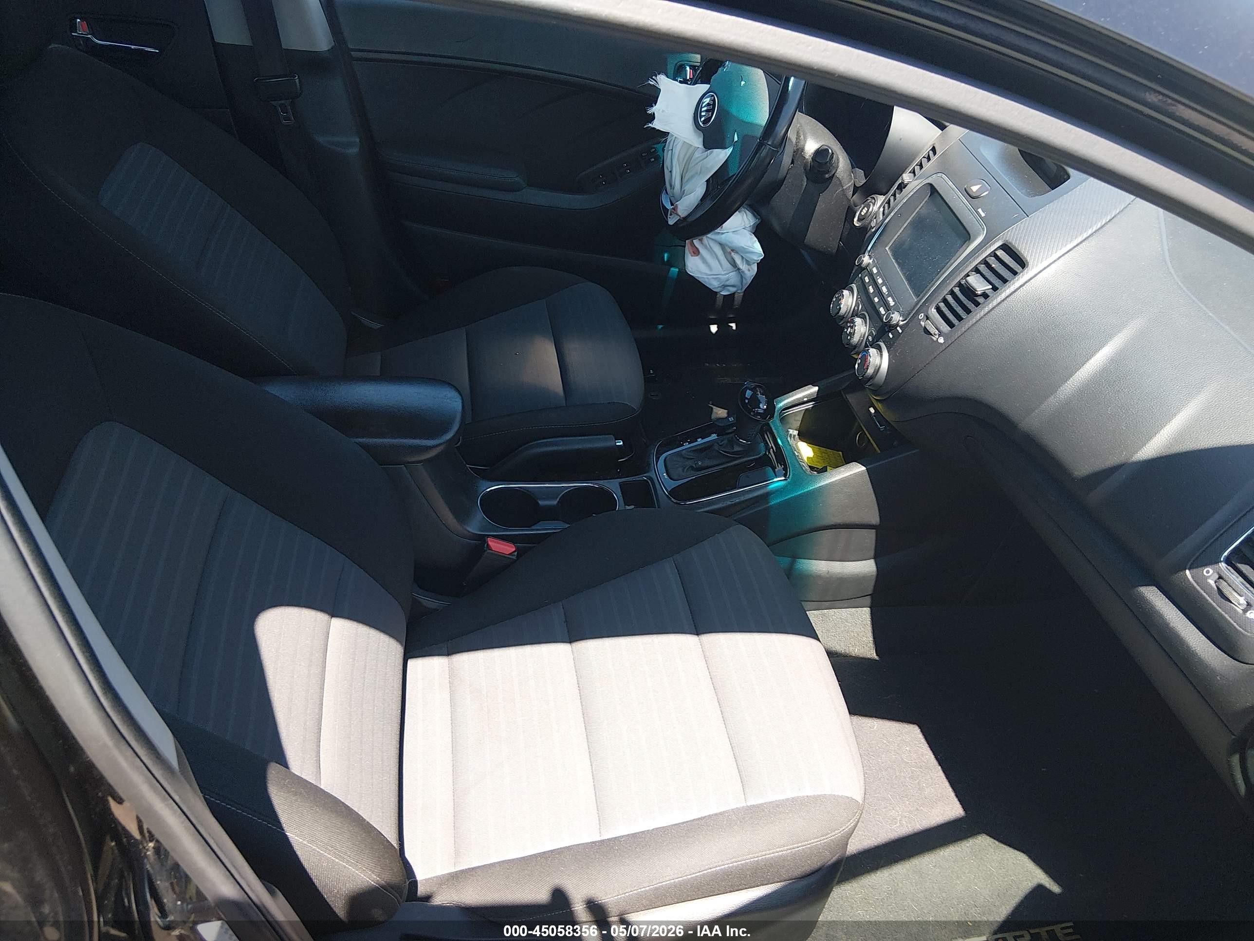 2017 Kia Forte S Черный vin: 3KPFL4A7XHE054266