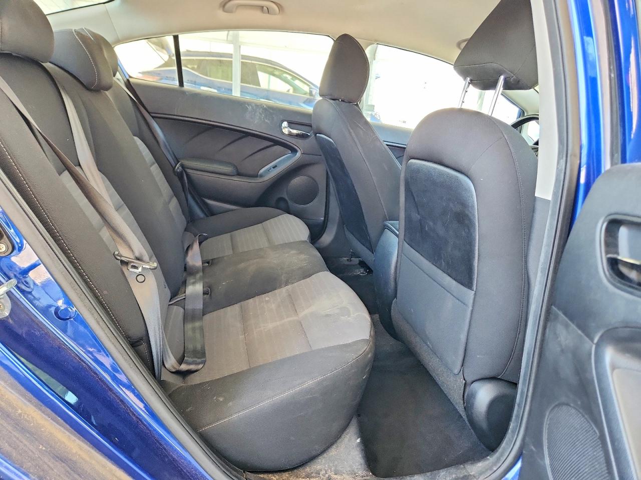 2017 Kia Forte S Blue vin: 3KPFL4A7XHE054350