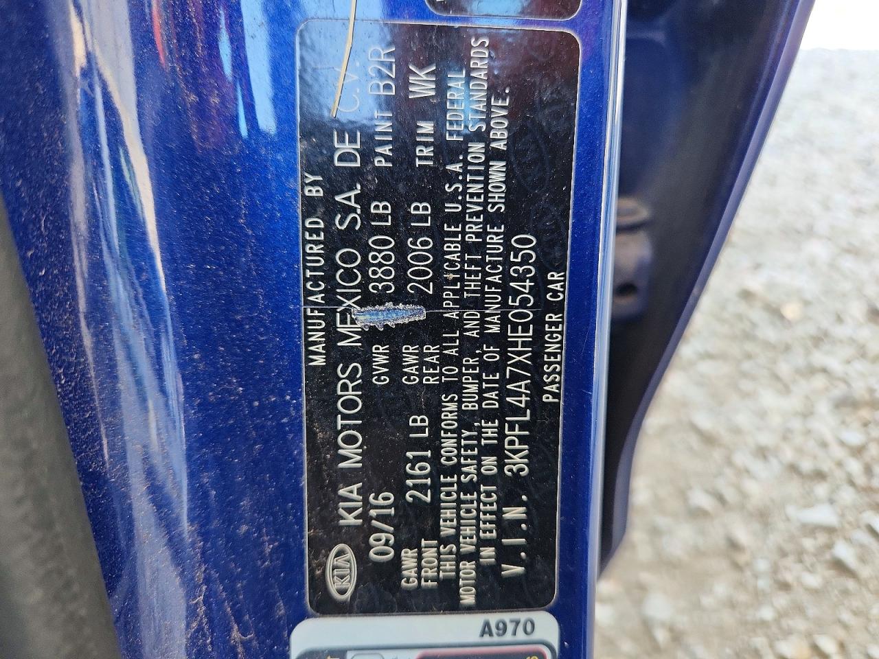 2017 Kia Forte S Blue vin: 3KPFL4A7XHE054350