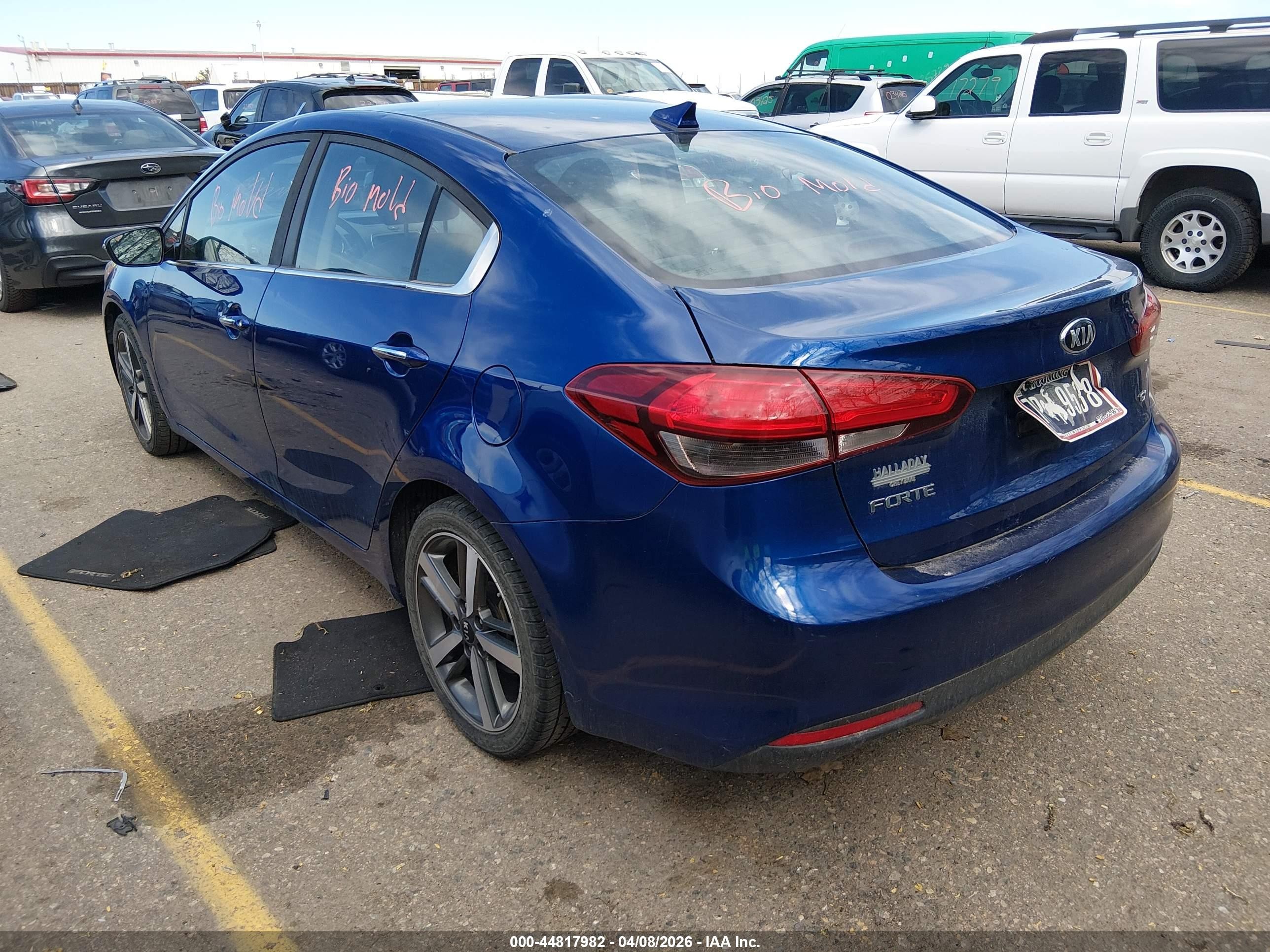2018 Kia Forte Ex Blue vin: 3KPFL4A81JE189831