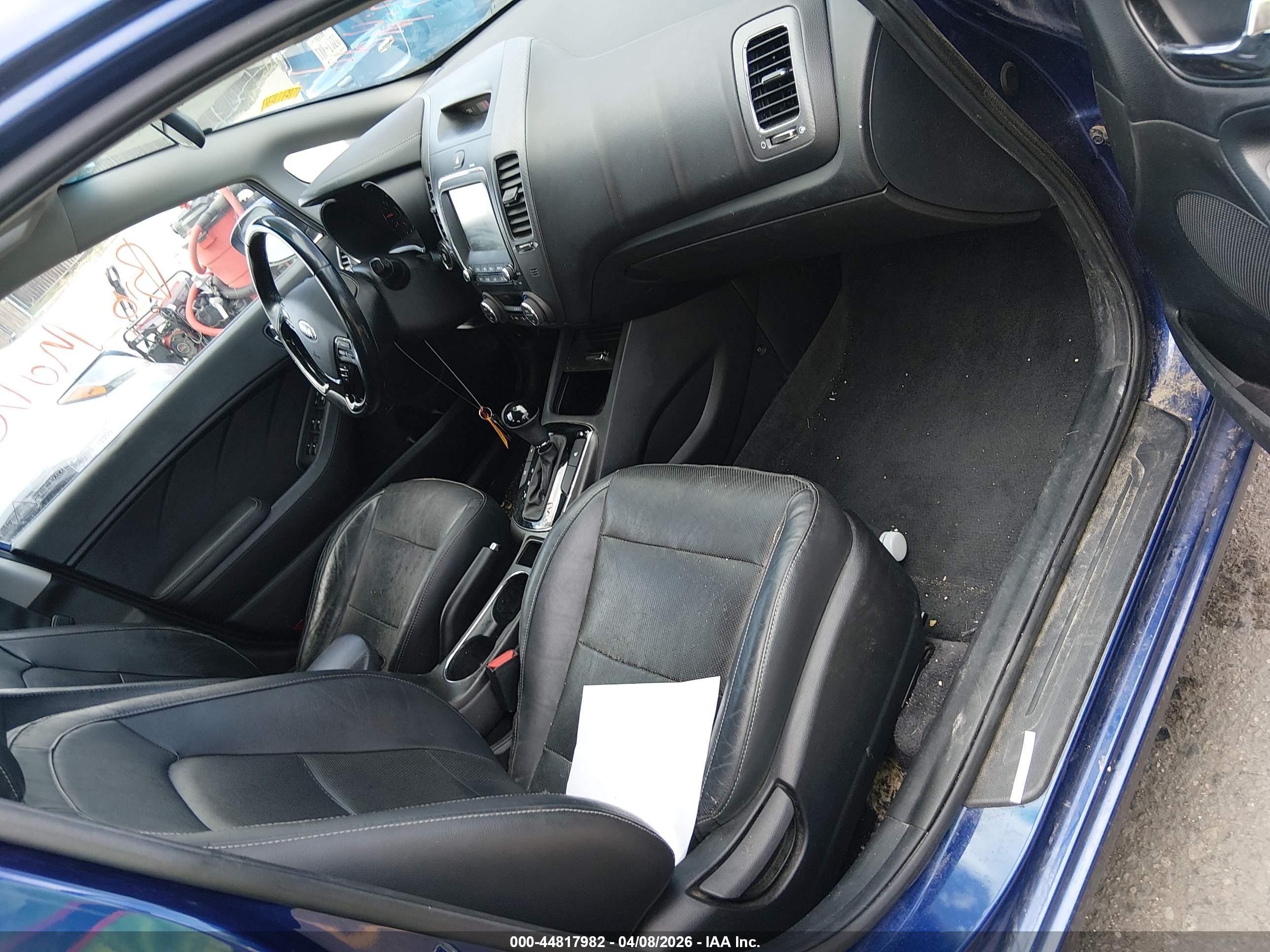 2018 Kia Forte Ex Blue vin: 3KPFL4A81JE189831
